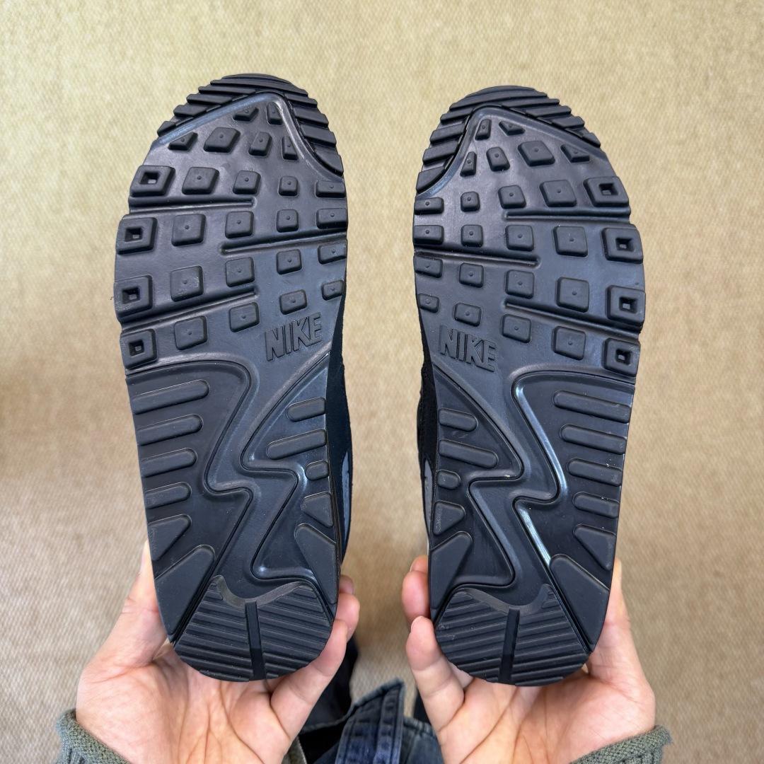 Nike Air Max 90 Sneakers     FZ7186-100 - DopestKickz