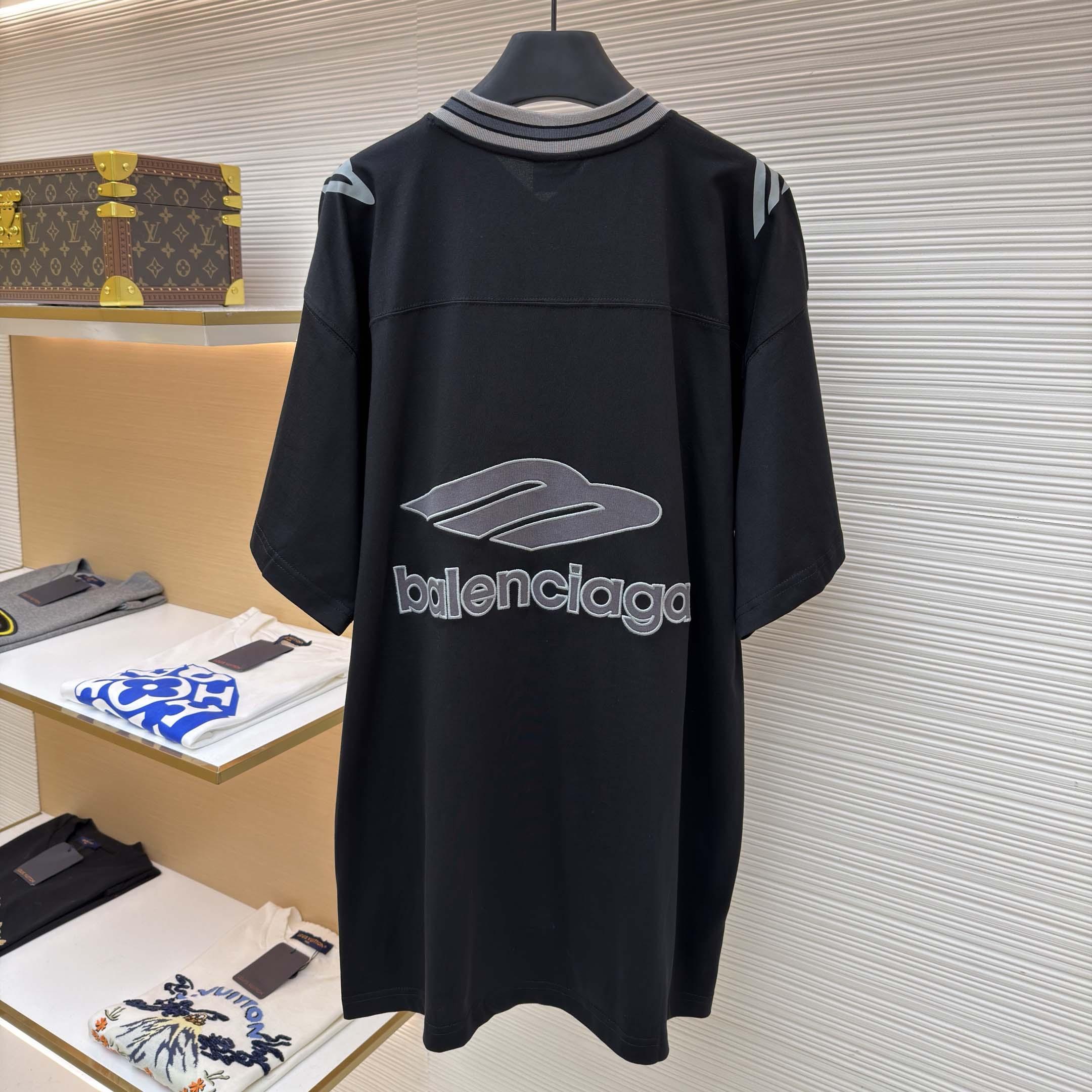 Balenciaga B Football V-Neck T-Shirt Oversized In Black - DopestKickz