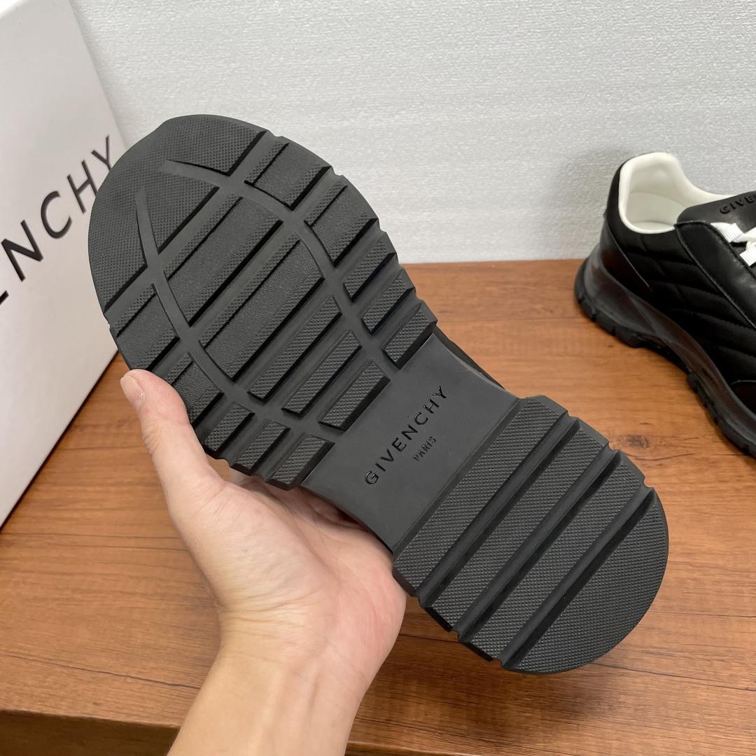 Givenchy Trainers Sneakers In Padded Nylon And Leather - DopestKickz