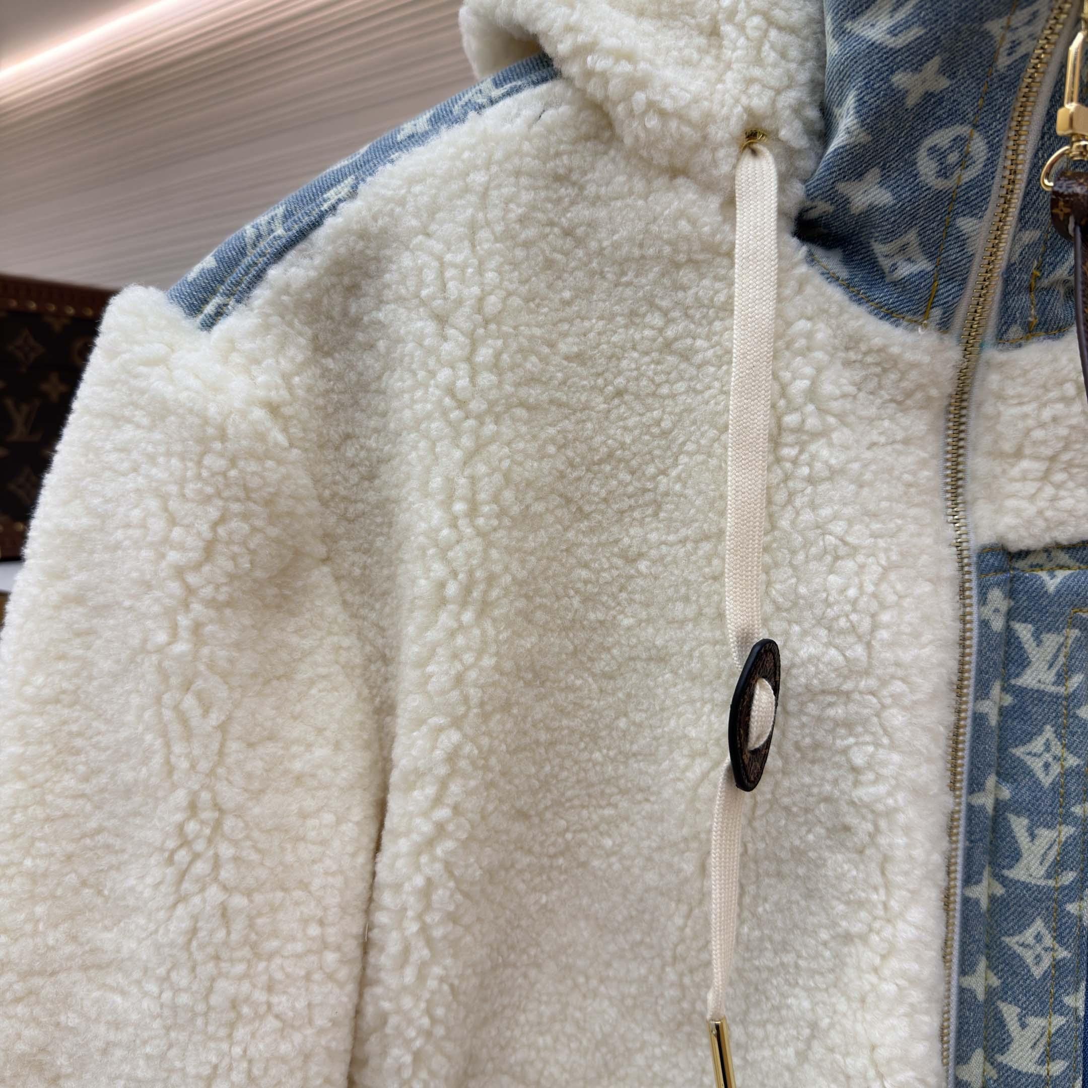 Louis Vuitton Monogram Accent Fleece Jacket - DopestKickz