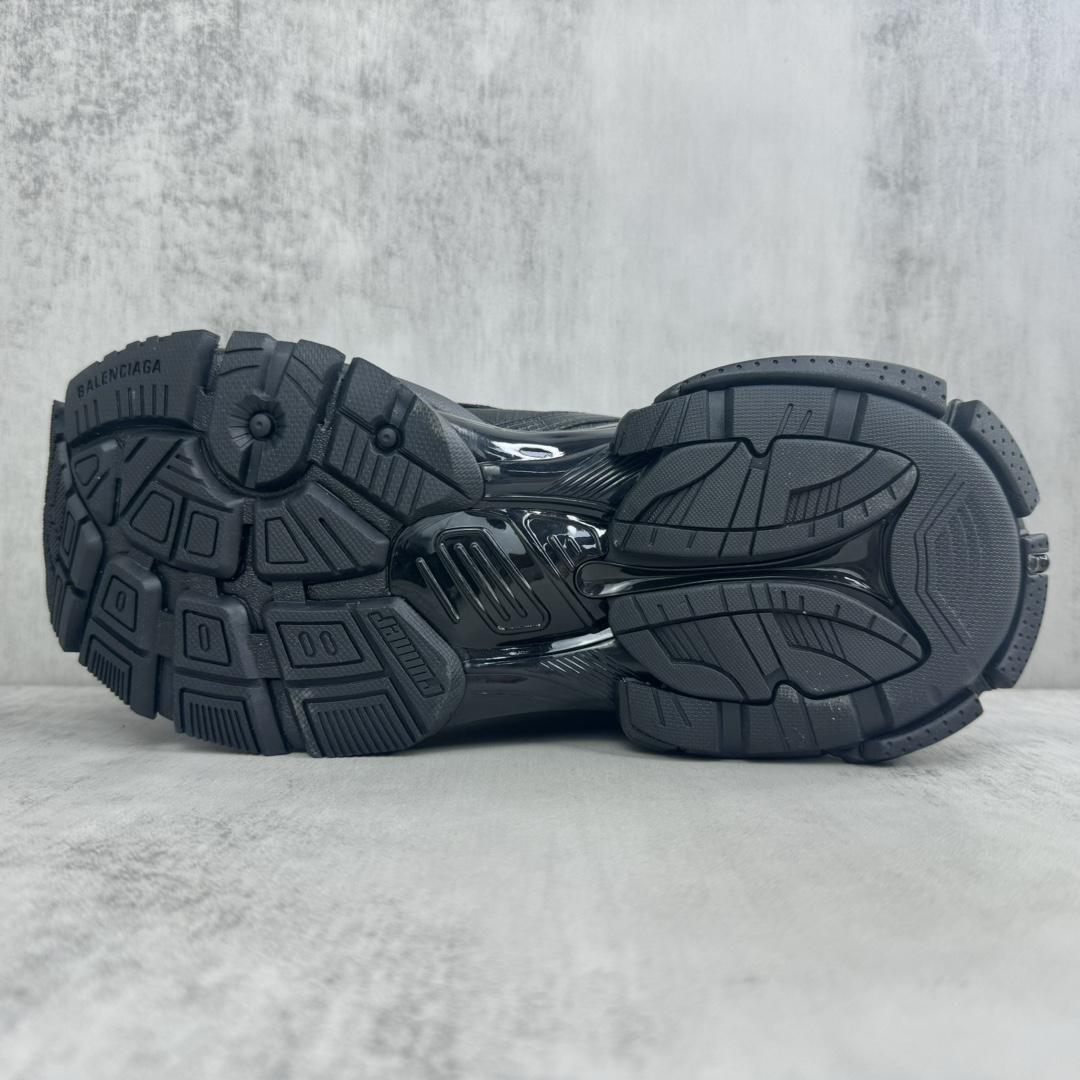 Balenciaga Runner Sneakers - DopestKickz