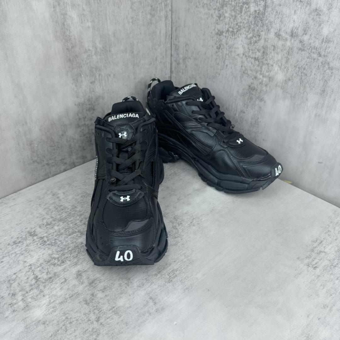 Balenciaga Runner Sneakers - DopestKickz