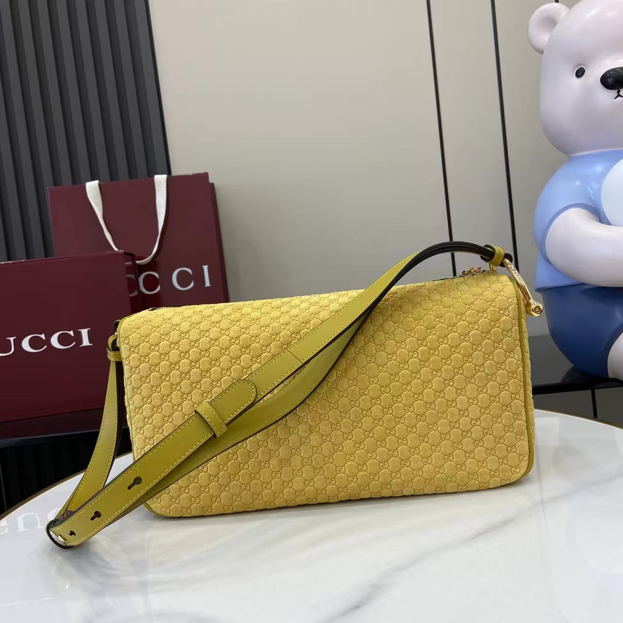 Gucci Half Horsebit Medium Shoulder Bag - DopestKickz