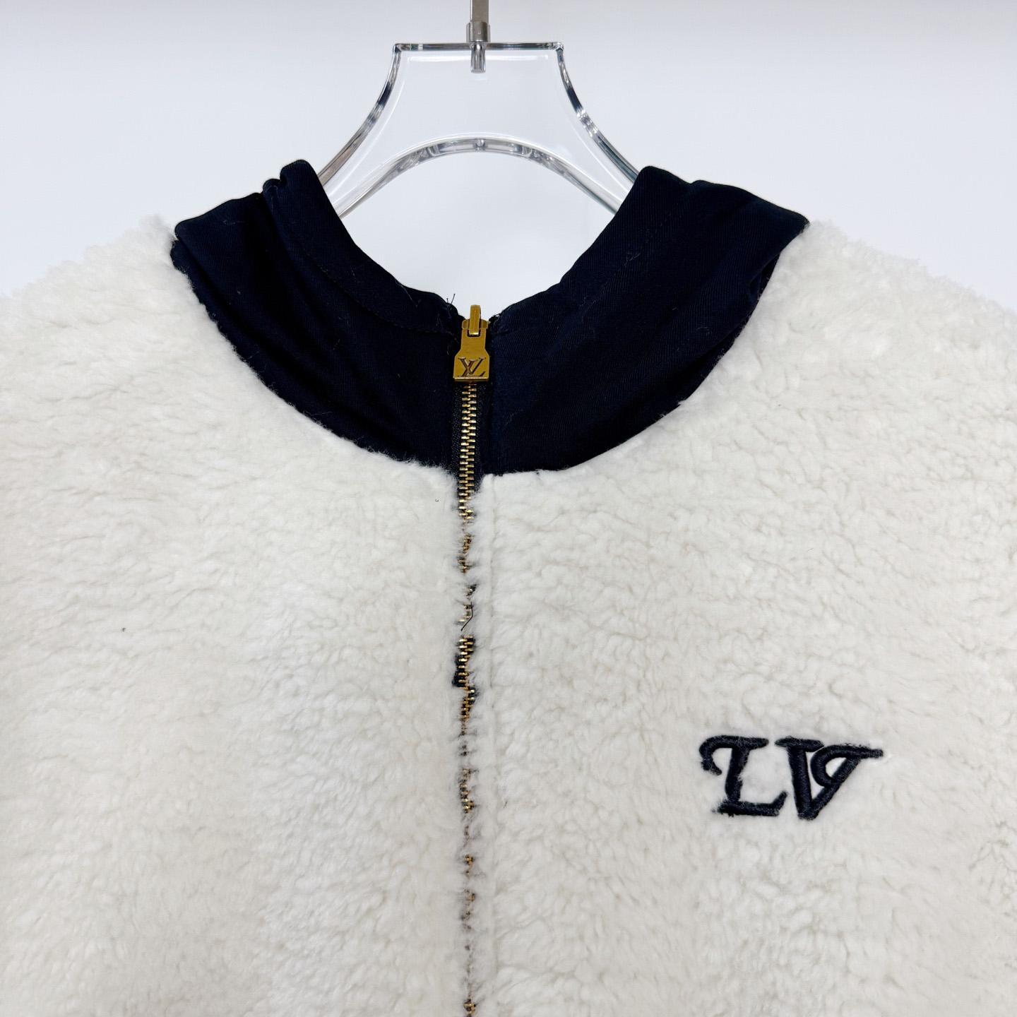 Louis Vuitton Reversible Fleece Gilet - DopestKickz