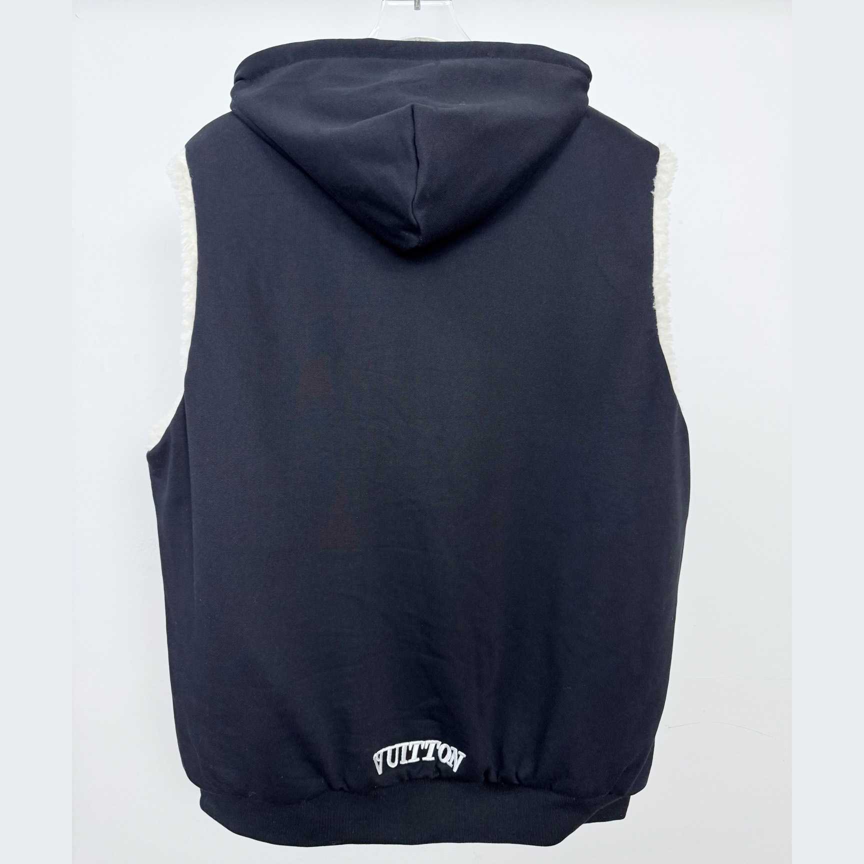 Louis Vuitton Reversible Fleece Gilet - DopestKickz