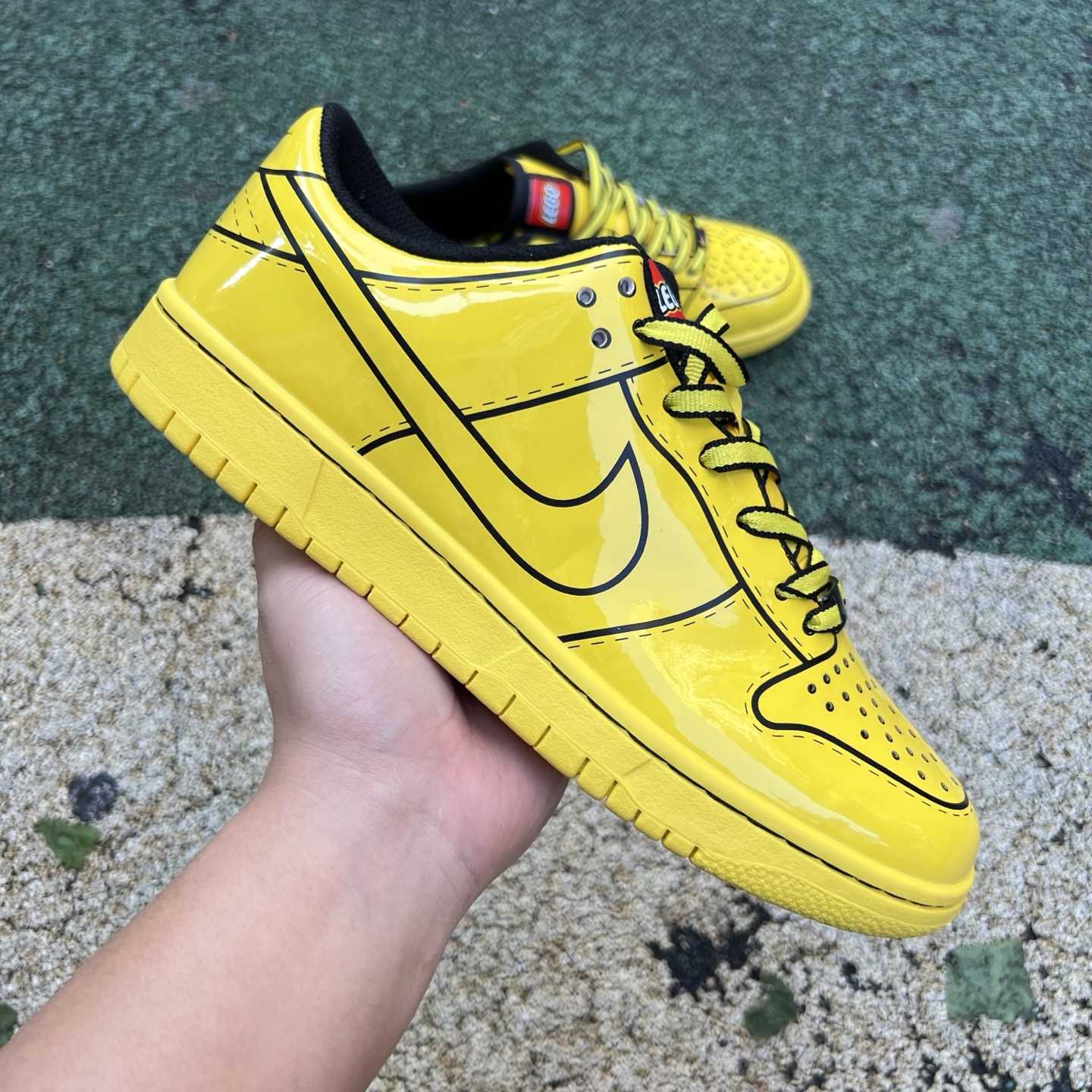 LEGO x Nike Dunk Low Tour    IF2117-700 - DopestKickz