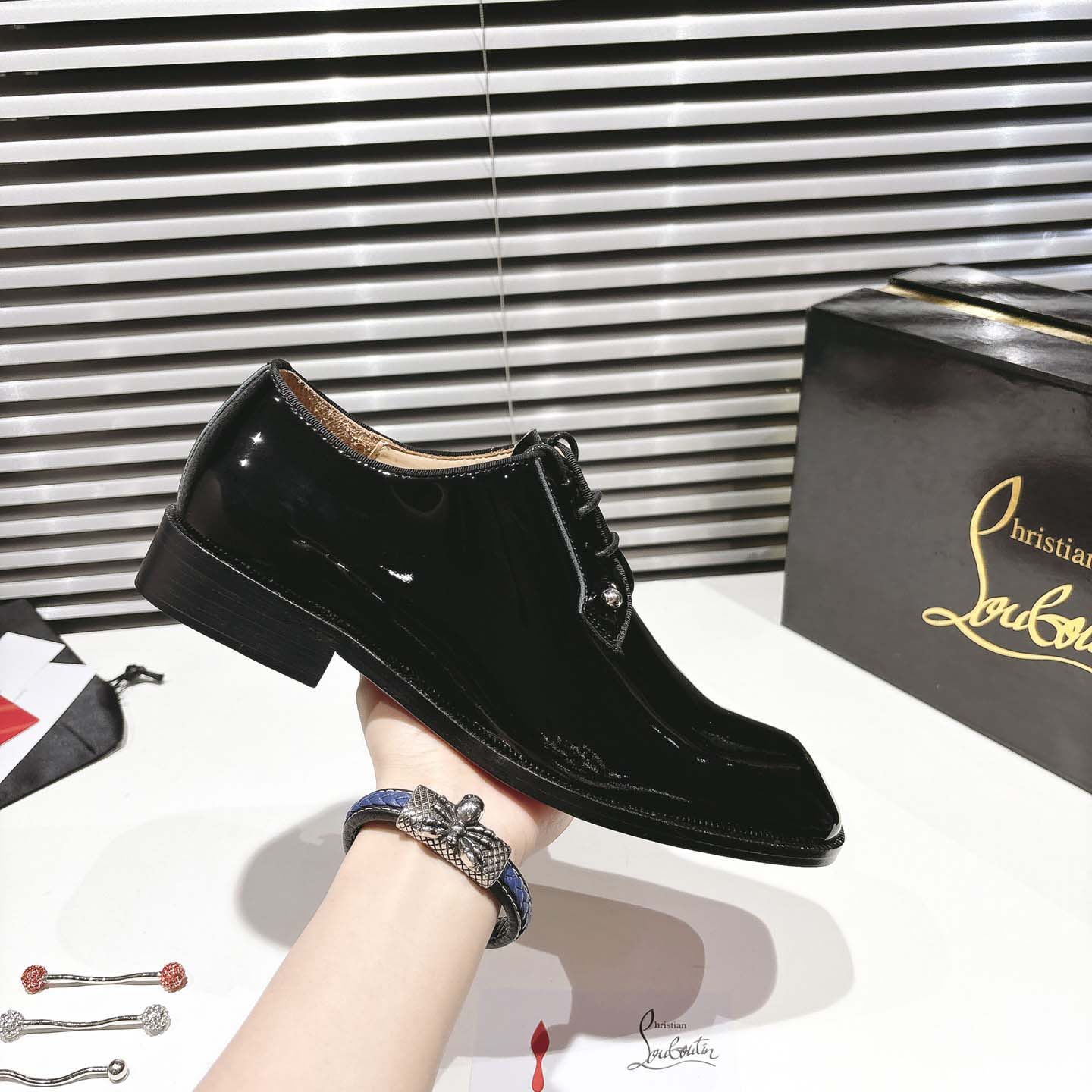Christian Louboutin Chambeliss Derbies - Patent calf leather - DopestKickz