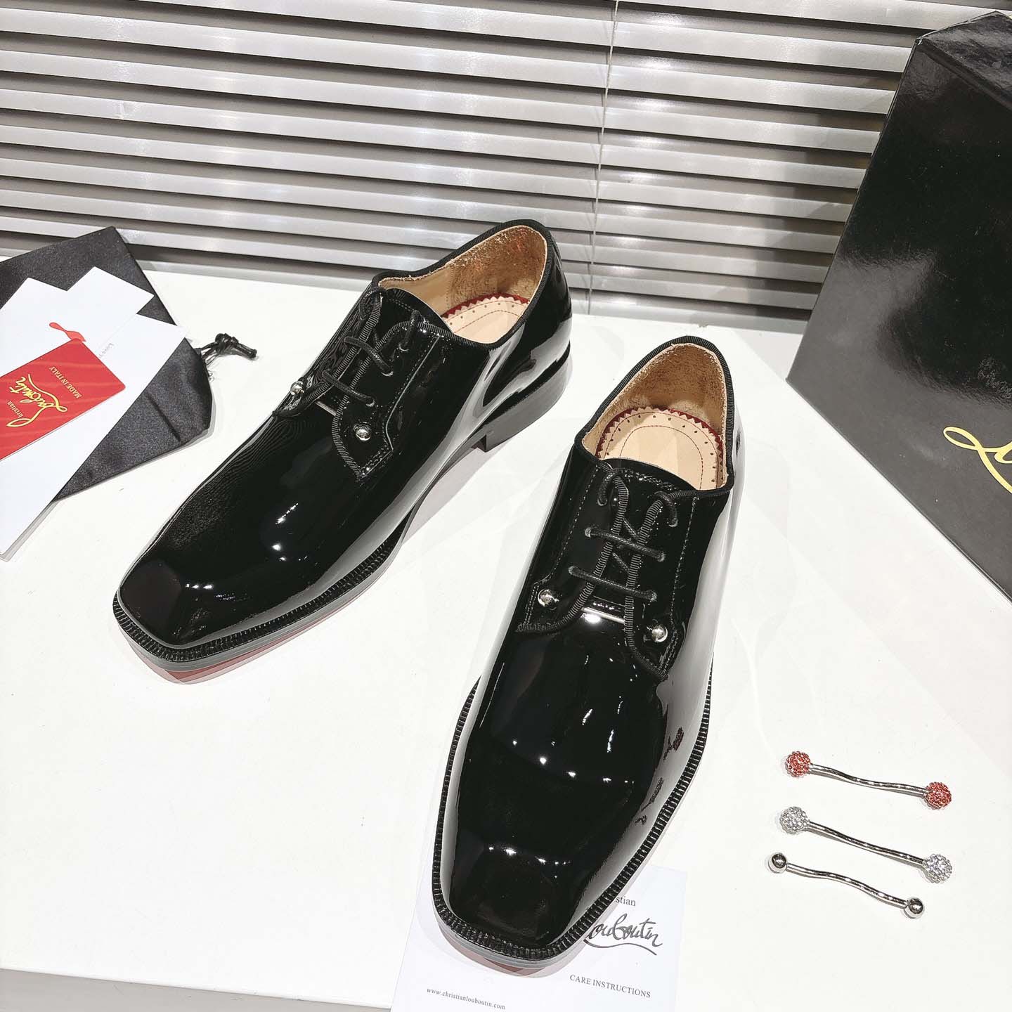 Christian Louboutin Chambeliss Derbies - Patent calf leather - DopestKickz