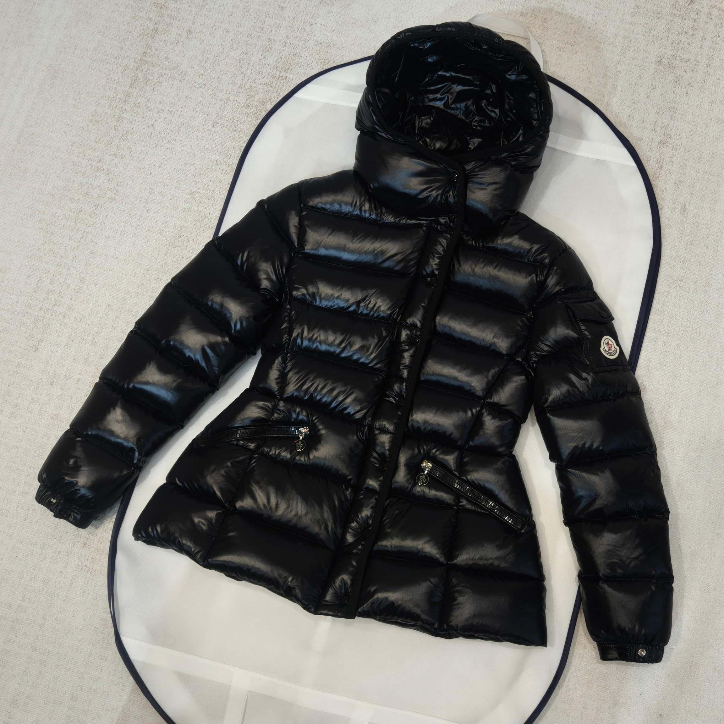 Moncler Barante Hooded Short Down Jacket - DopestKickz