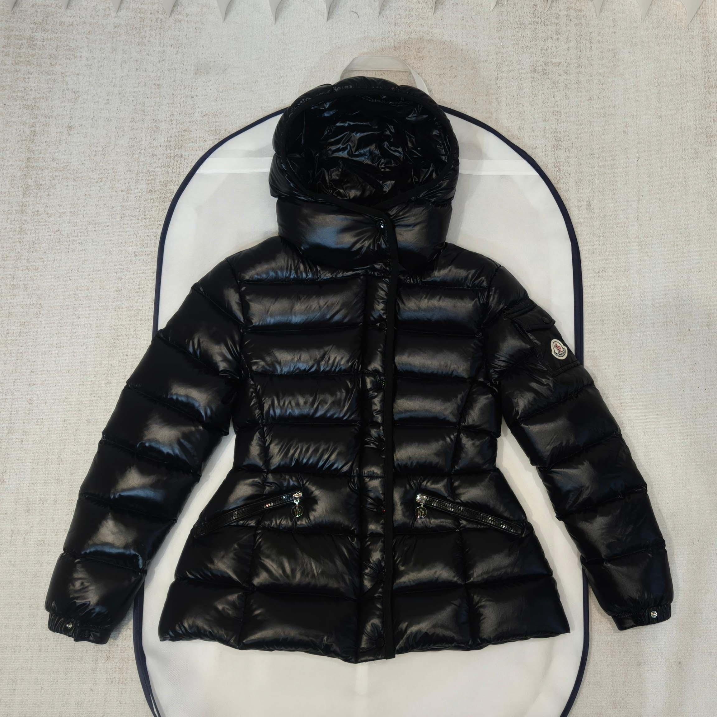 Moncler Barante Hooded Short Down Jacket - DopestKickz