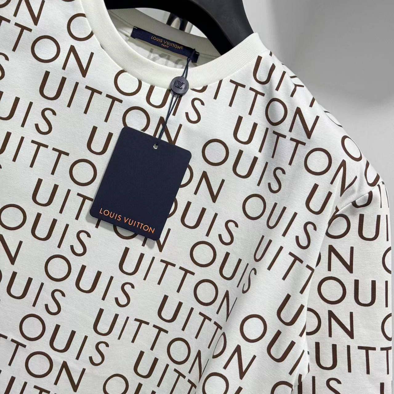 Louis Vuitton T-Shirt  - DopestKickz