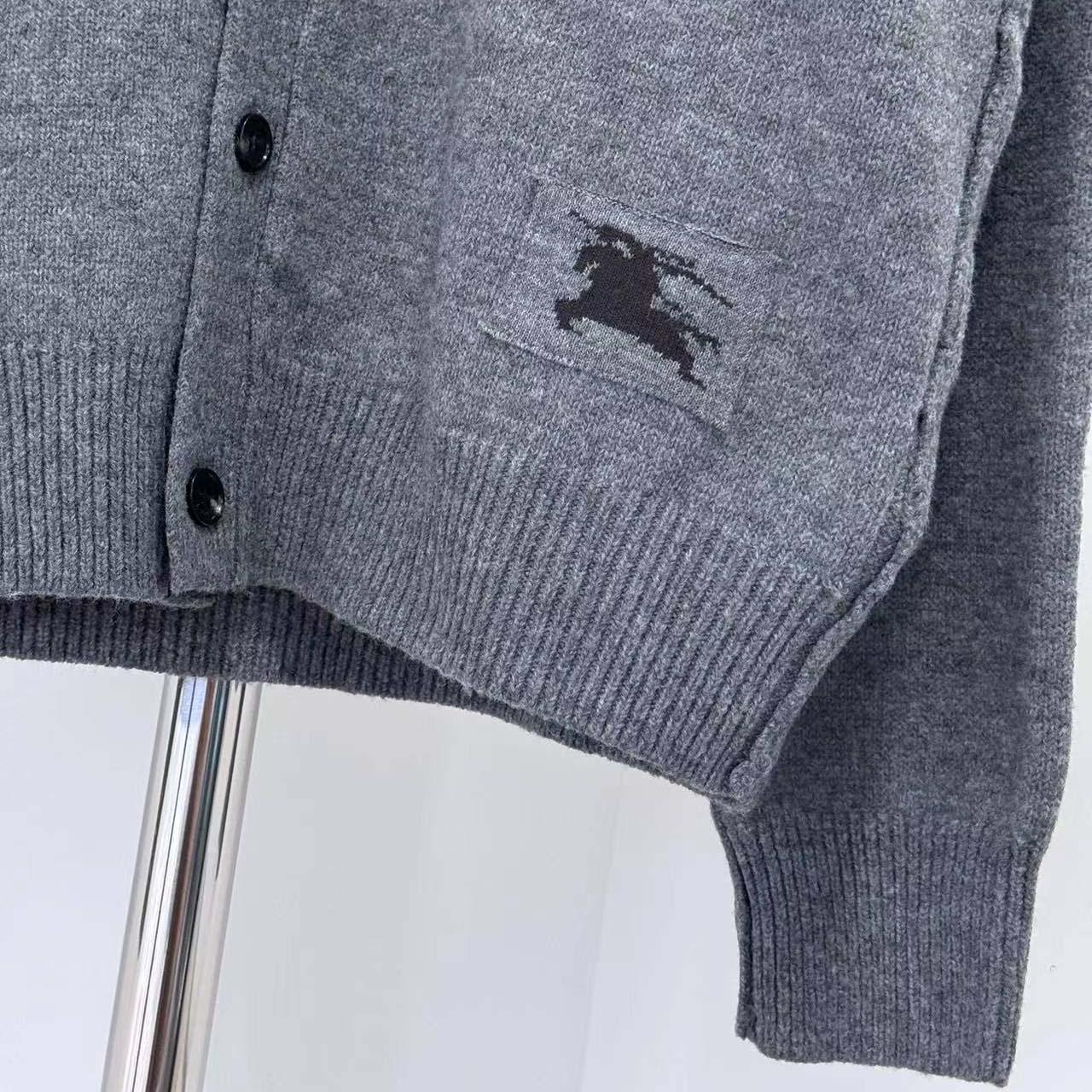 Burberry Cashmere Cardigan - DopestKickz
