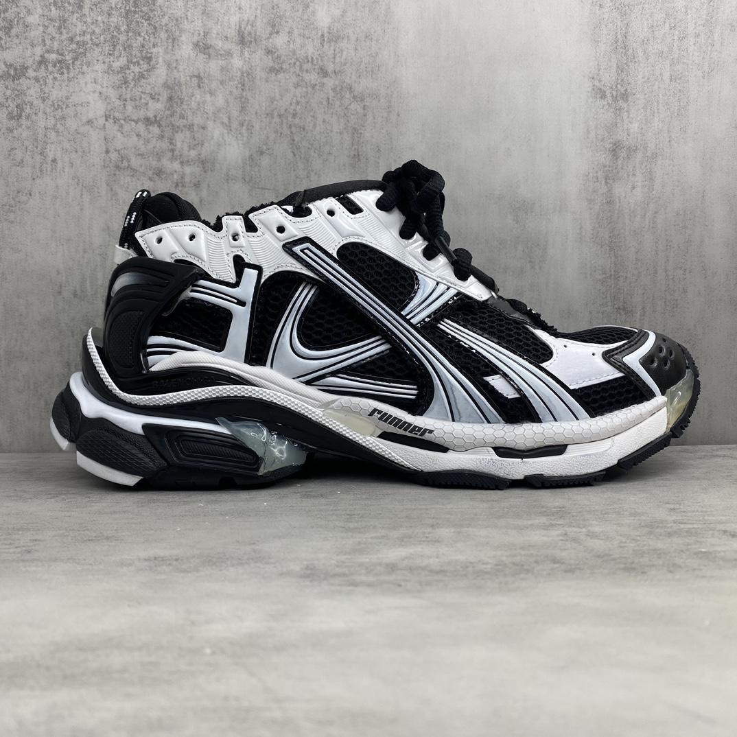Balenciaga Runner Sneakers - DopestKickz