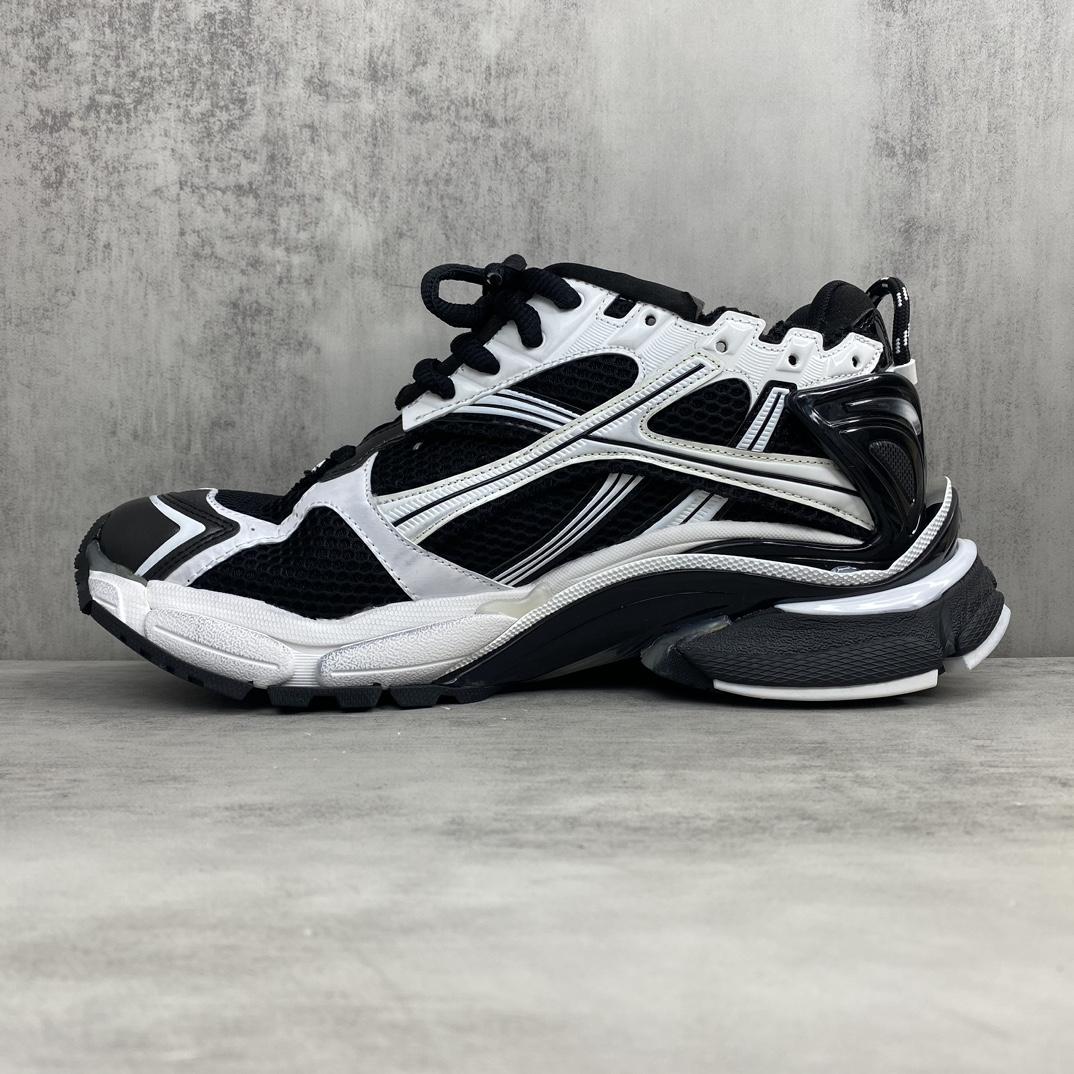 Balenciaga Runner Sneakers - DopestKickz