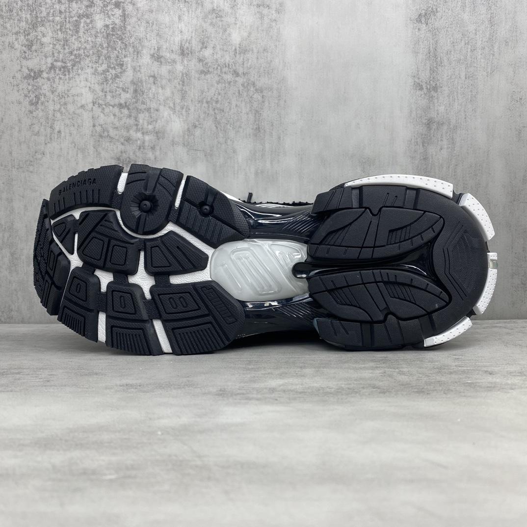 Balenciaga Runner Sneakers - DopestKickz