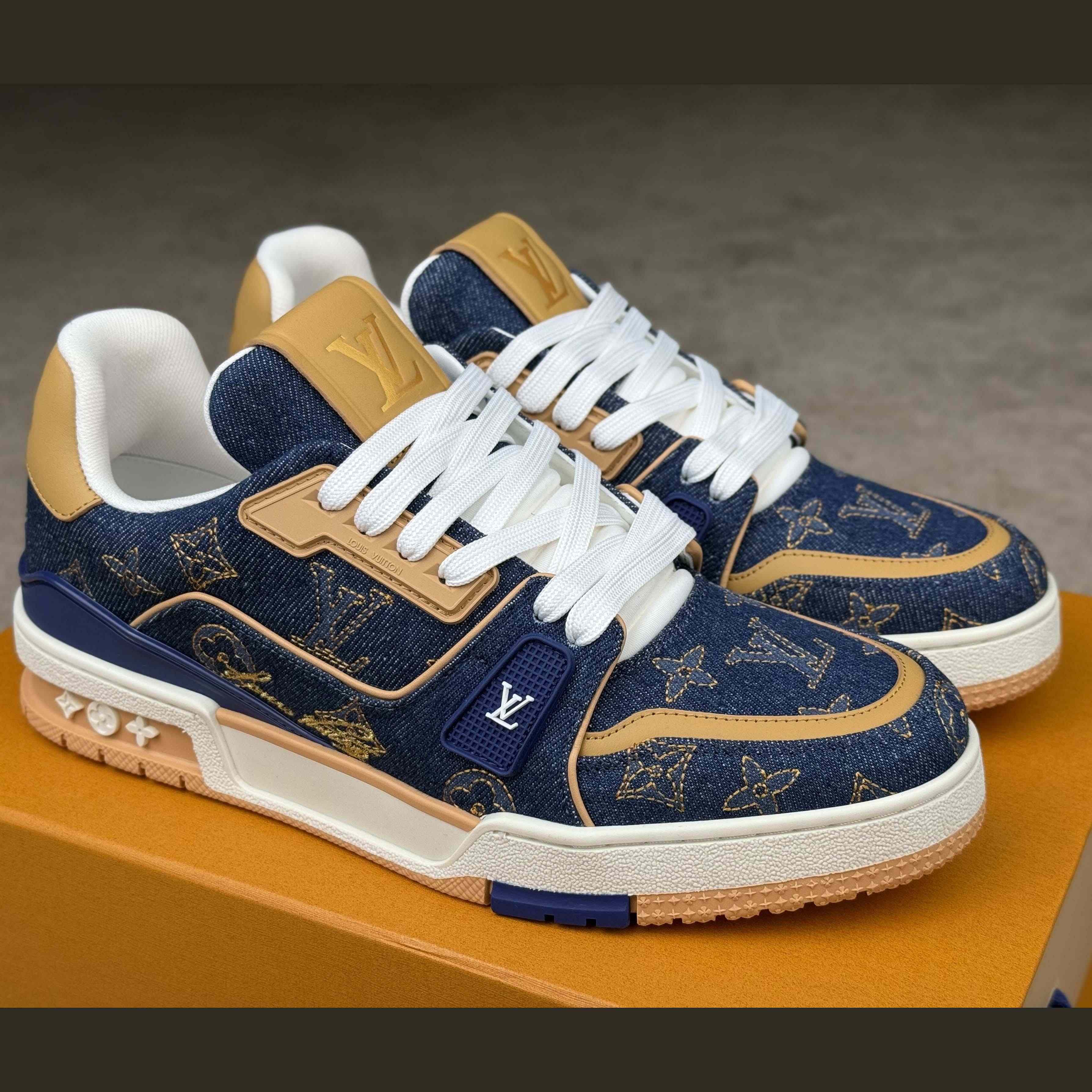 Louis Vuitton LV Trainer Sneaker    - DopestKickz