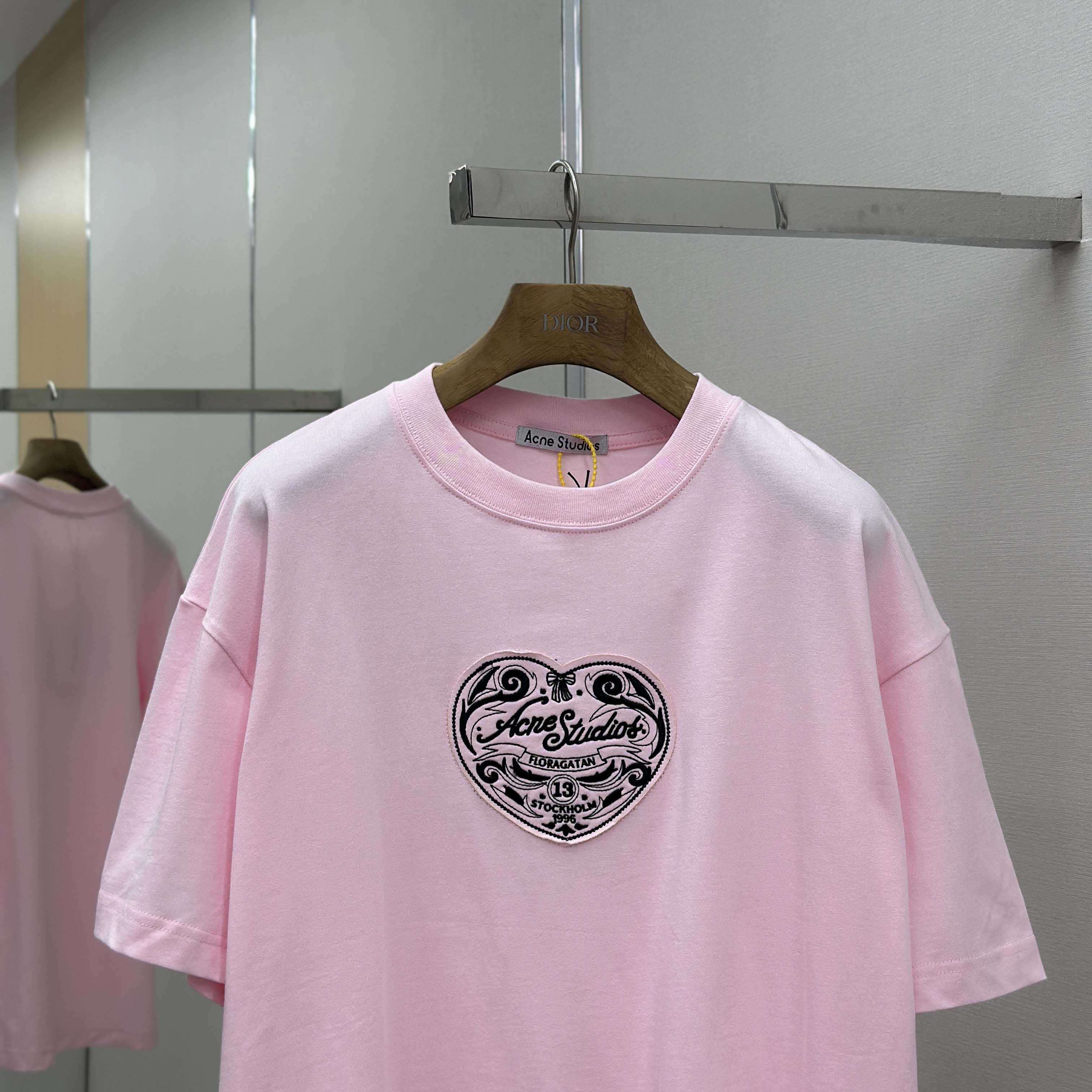 Acne Studios Logo T-shirt - Baby pink - DopestKickz