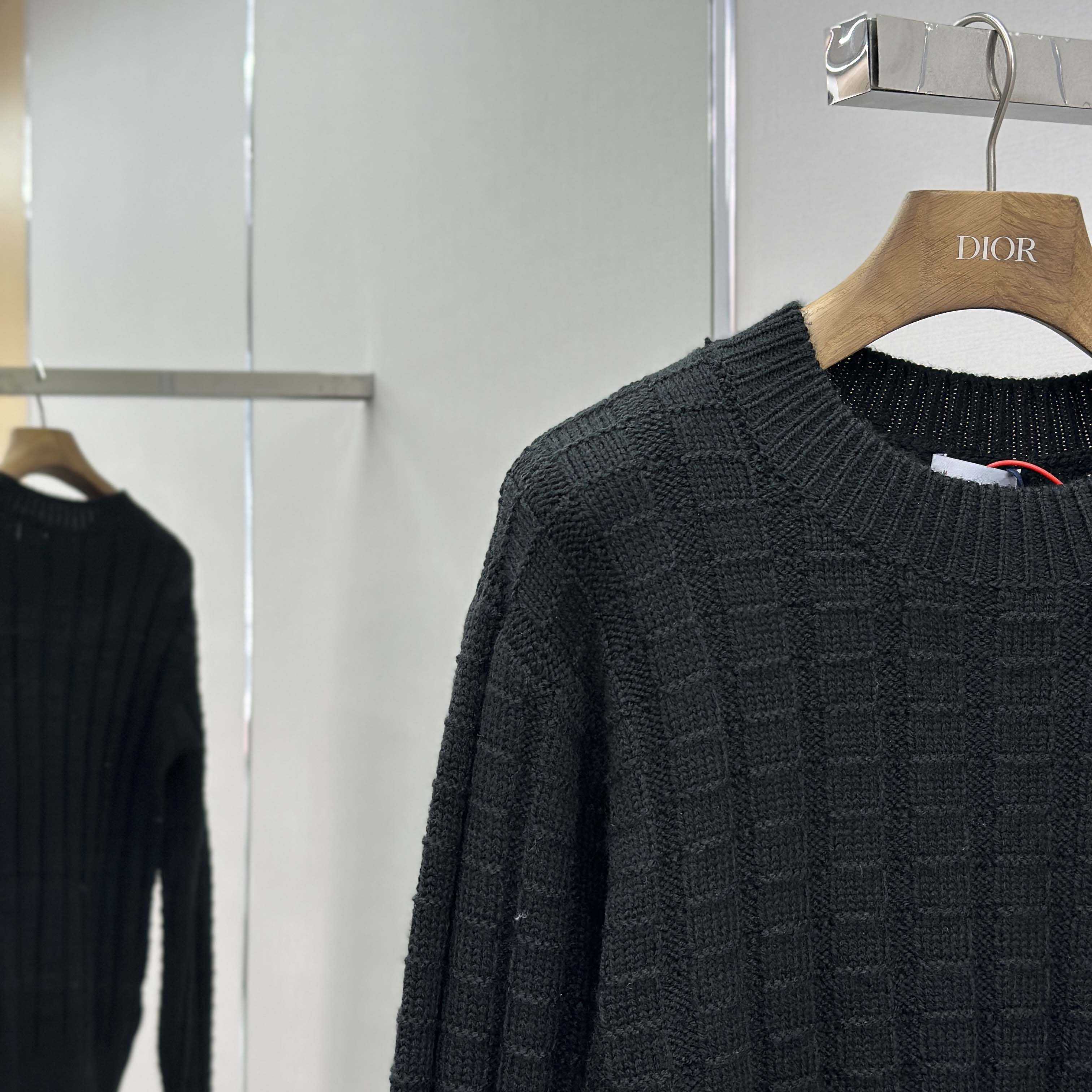 Moncler Wool & Cashmere Jumper - DopestKickz