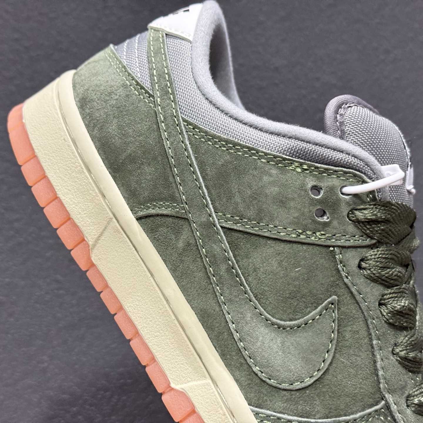 Nike SB Dunk Low “Gum Military Green”HJ0367-301 - DopestKickz