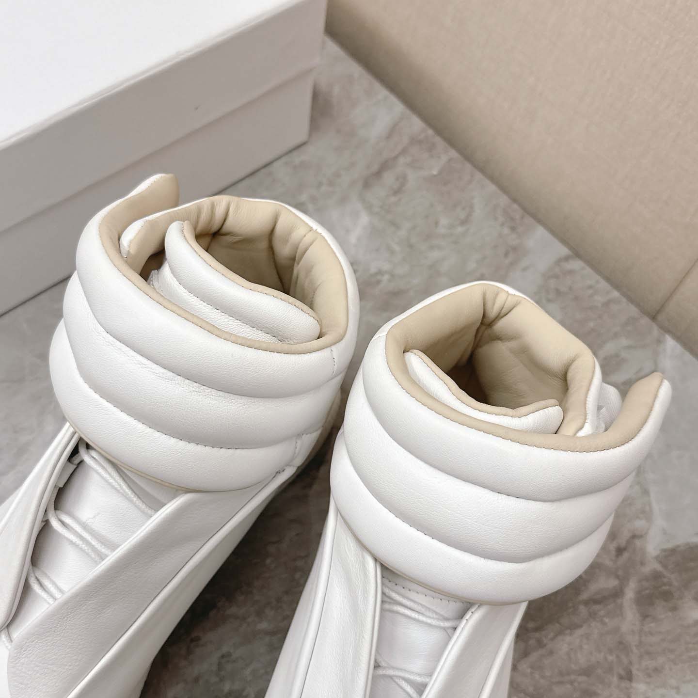 Maison Margiela Future Sneakers - DopestKickz
