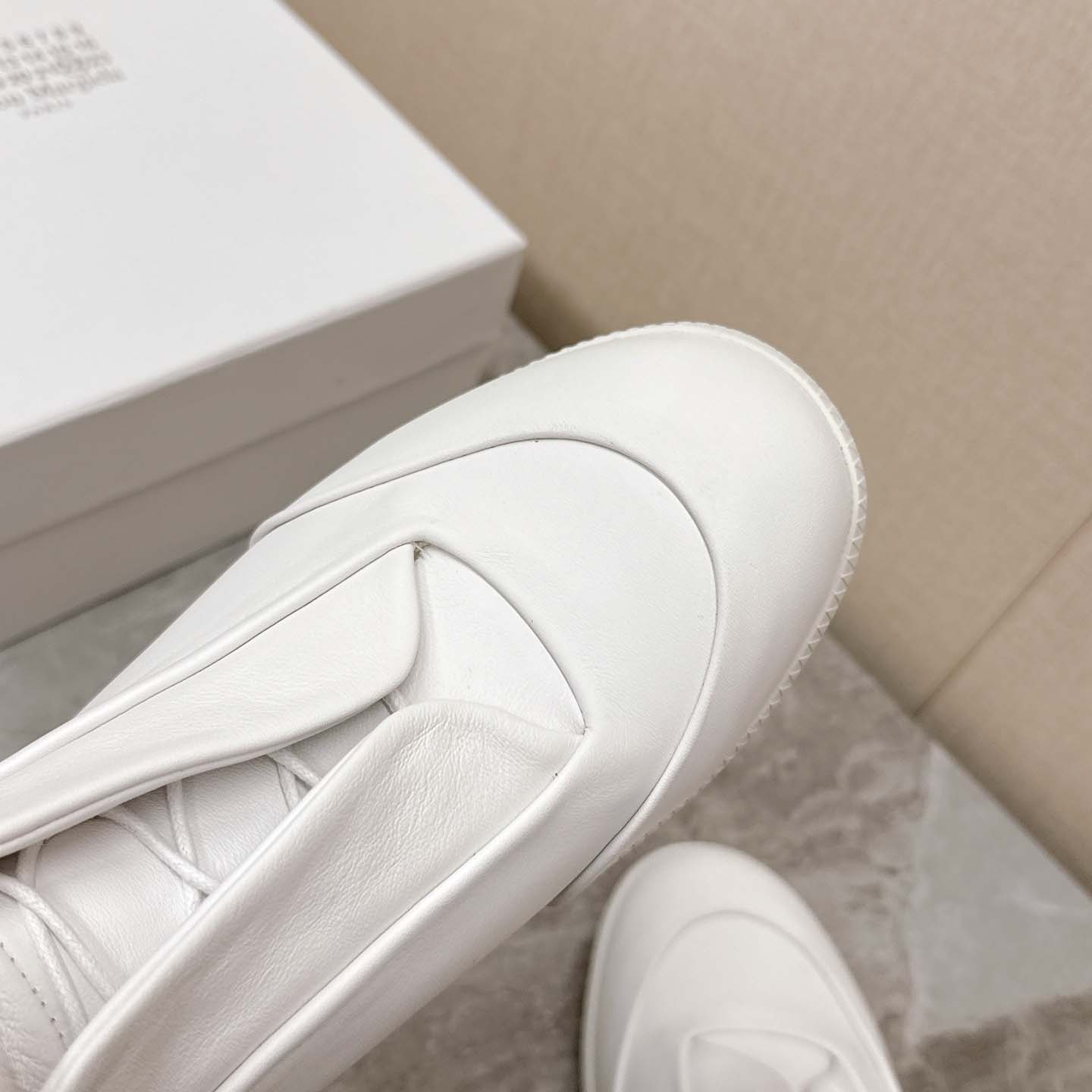 Maison Margiela Future Sneakers - DopestKickz