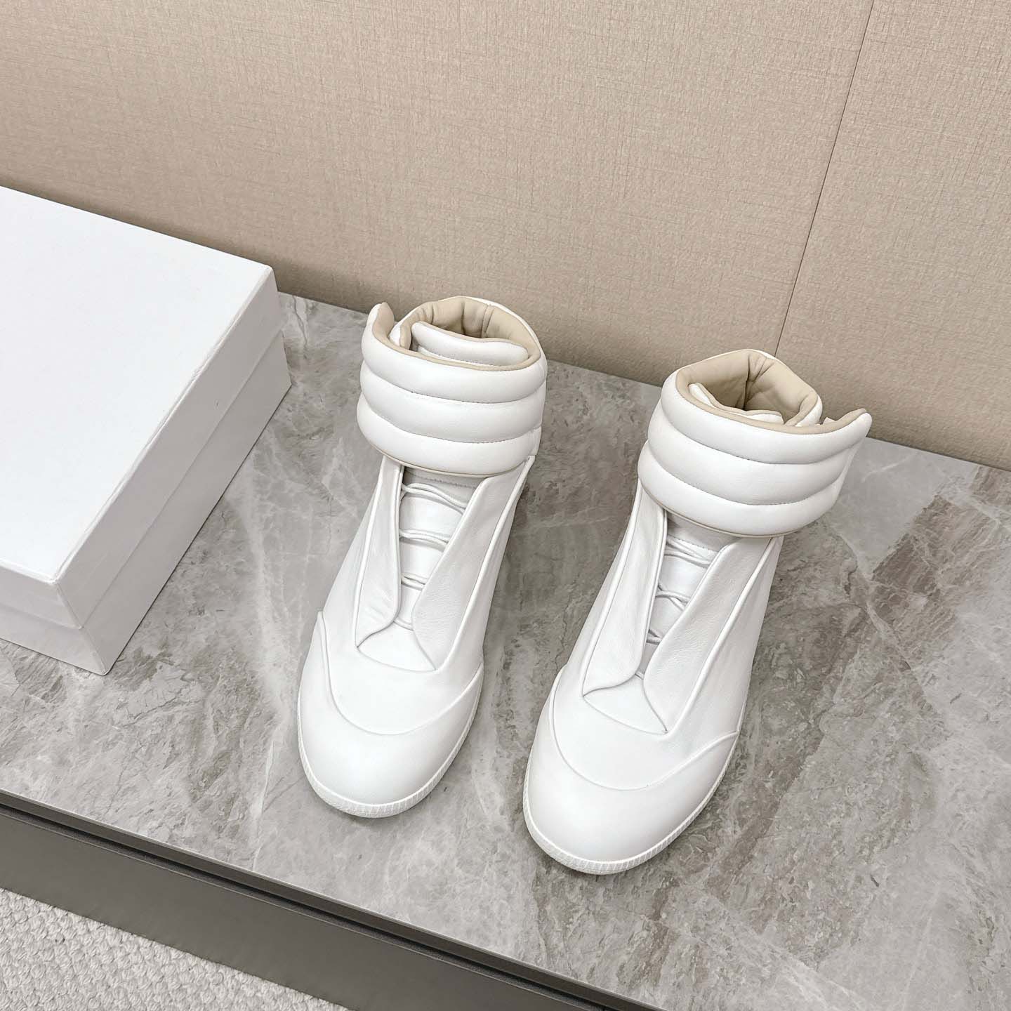 Maison Margiela Future Sneakers - DopestKickz