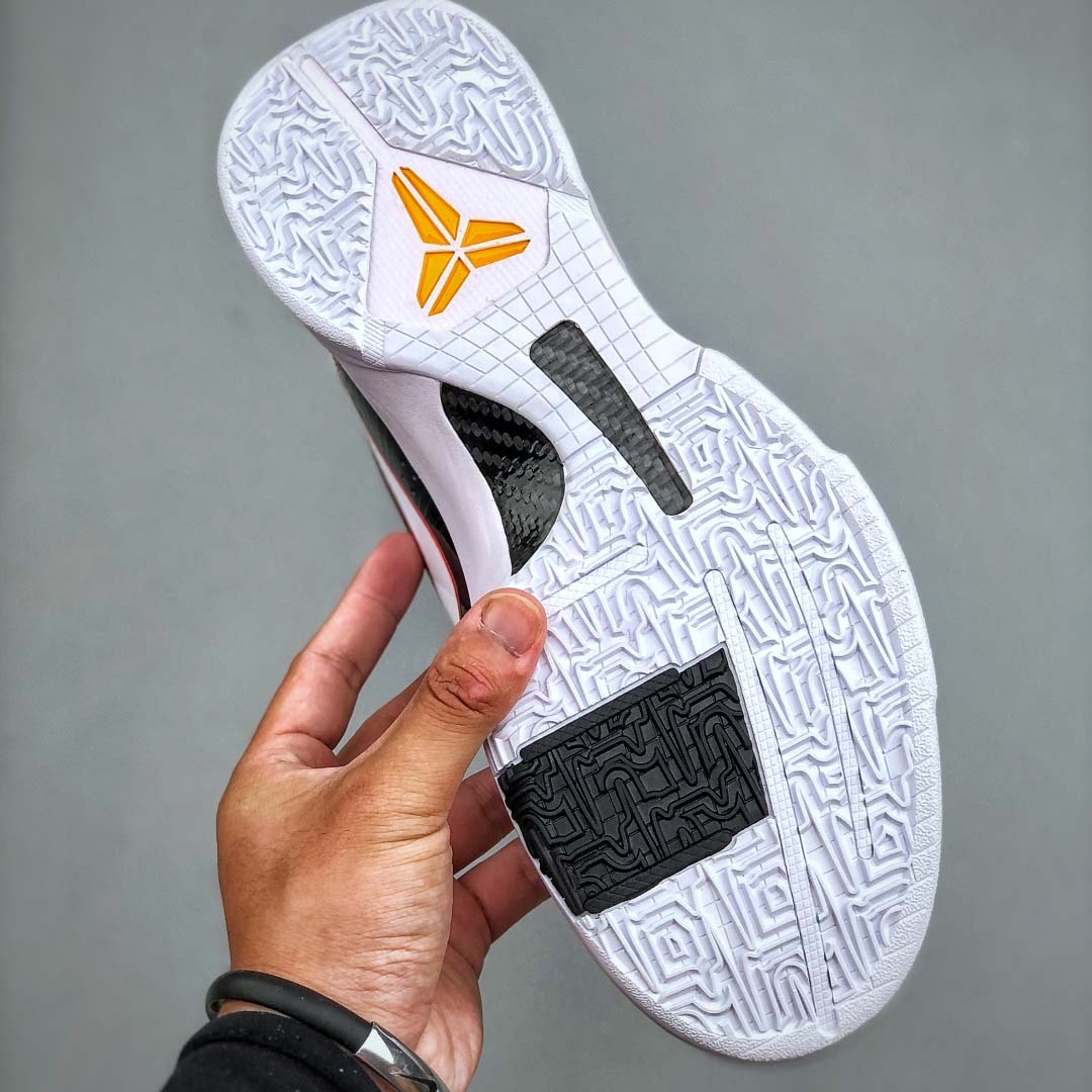 Nike Zoom Kobe 5    CD4991-101 - DopestKickz