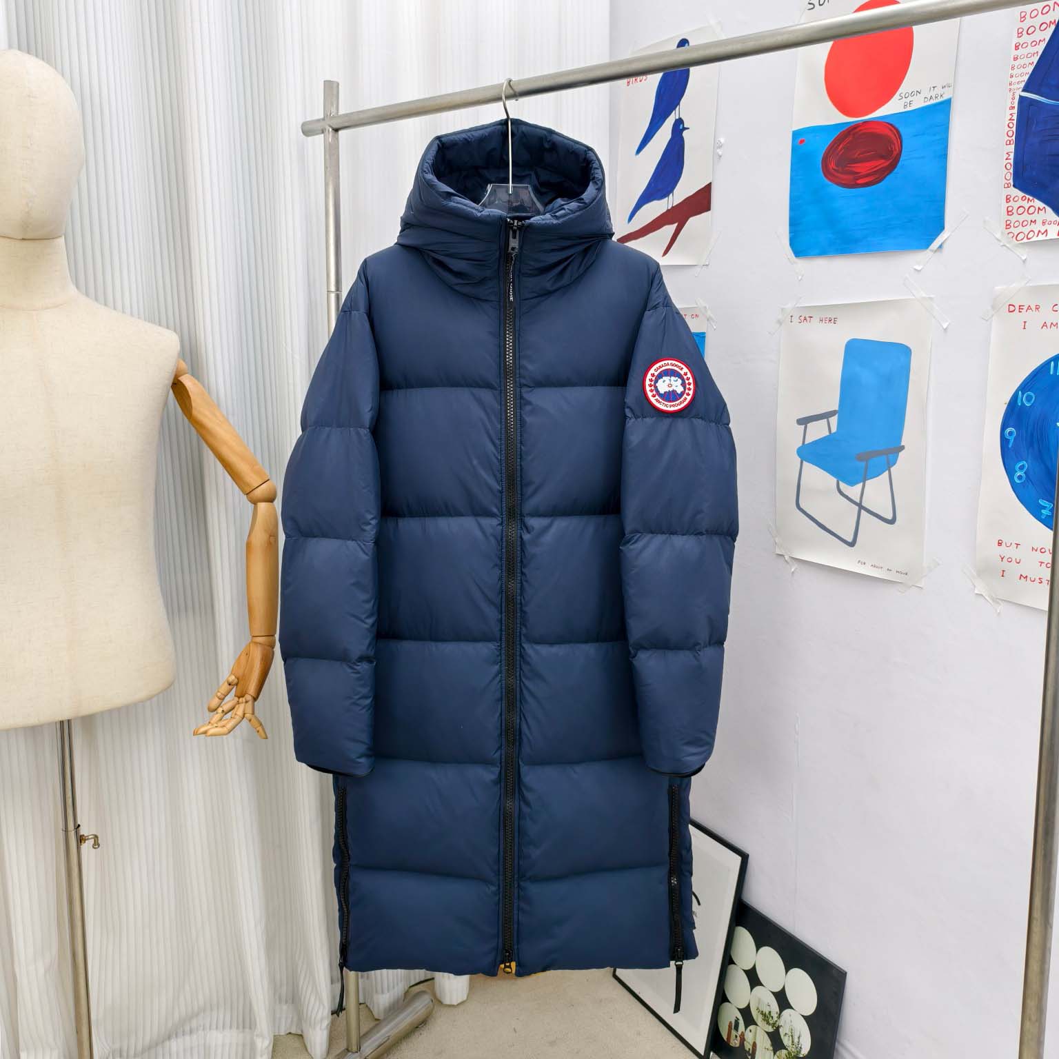 Moncler Lawrence Long Puffer - DopestKickz