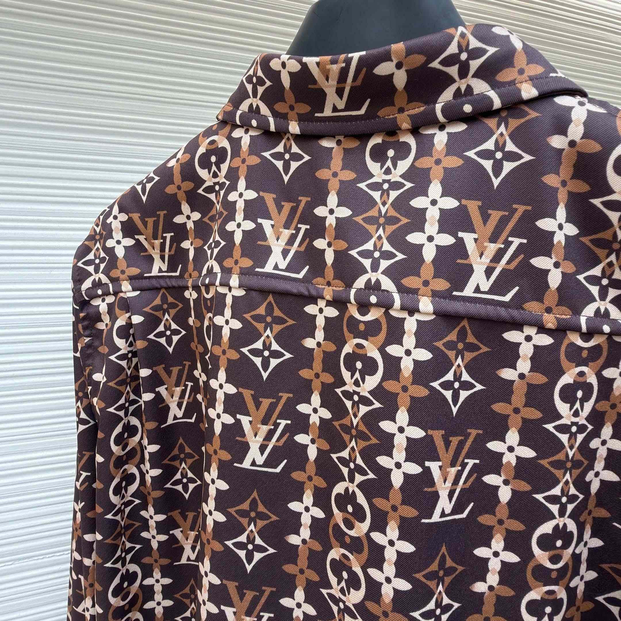 Louis Vuitton Monogram Printed Long-Sleeved Silk Shirt   1AJUOR - DopestKickz