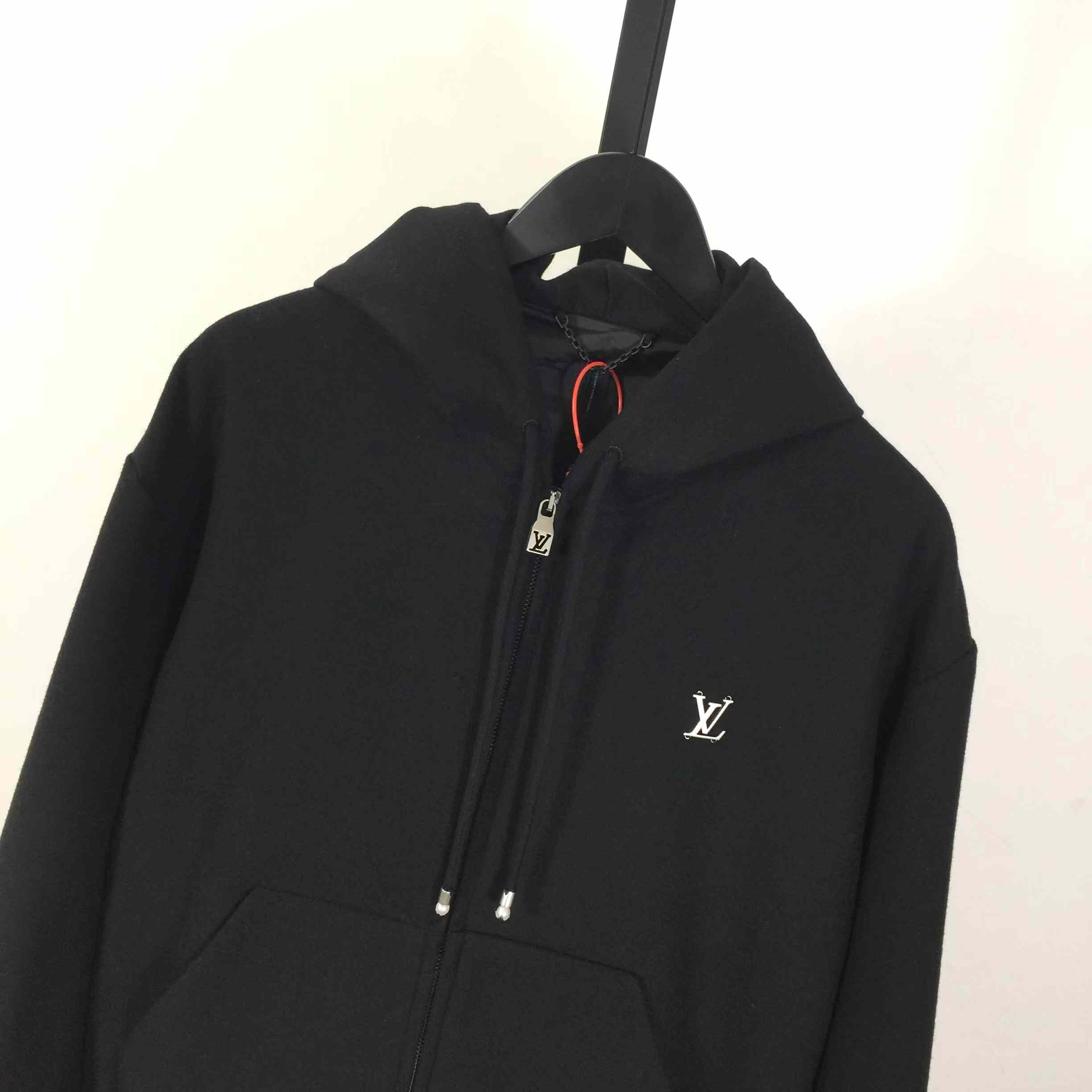 Louis Vuitton Tailored Technical Wool Hooded Blouson   1AIWF7 - DopestKickz