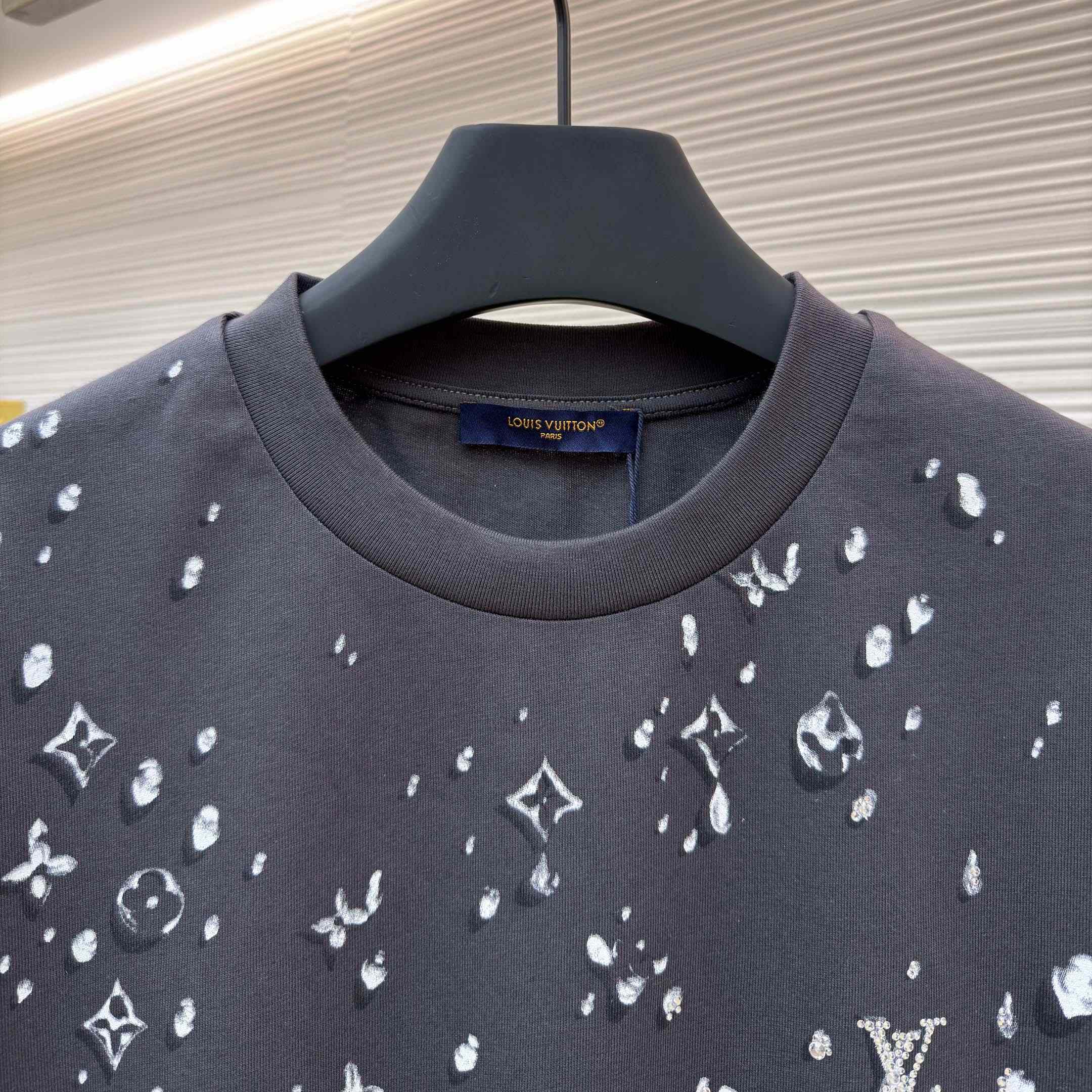 Louis Vuitton Monogram Short-Sleeved T-Shirt   1AJCBF - DopestKickz