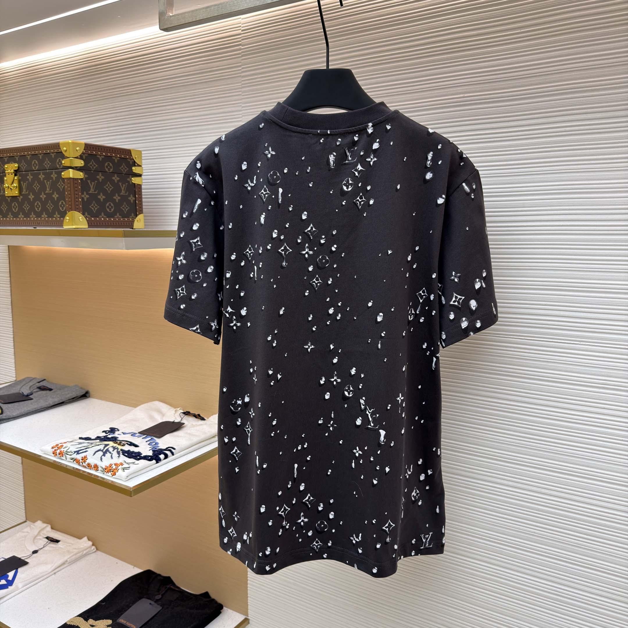 Louis Vuitton Monogram Short-Sleeved T-Shirt   1AJCBF - DopestKickz