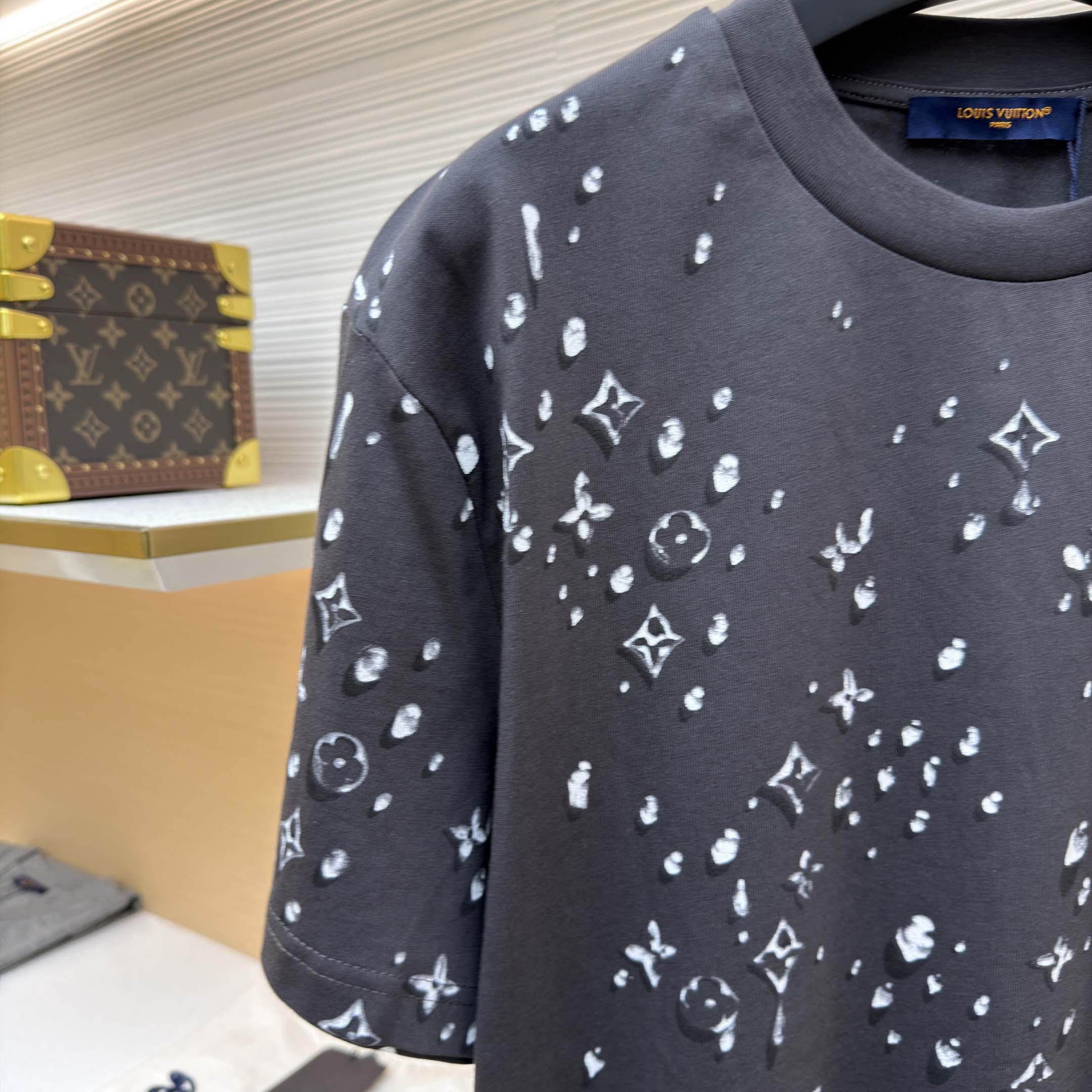 Louis Vuitton Monogram Short-Sleeved T-Shirt   1AJCBF - DopestKickz