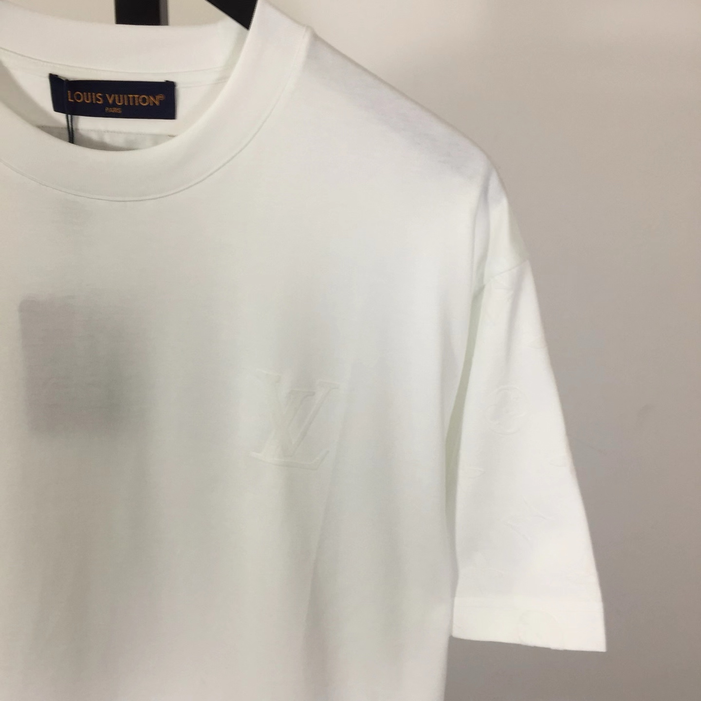 Louis Vuitton LV T-Shirt  - DopestKickz