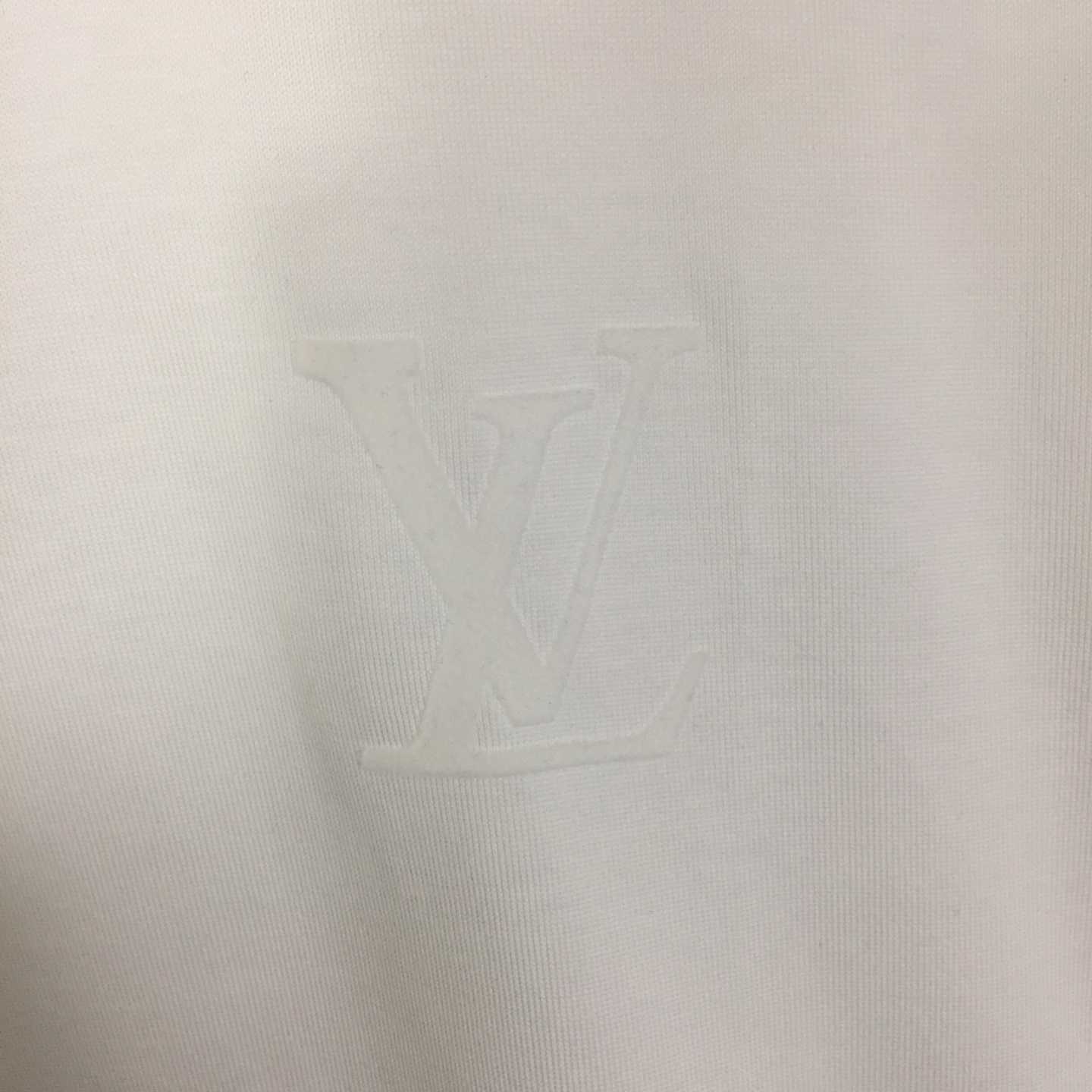 Louis Vuitton LV T-Shirt  - DopestKickz