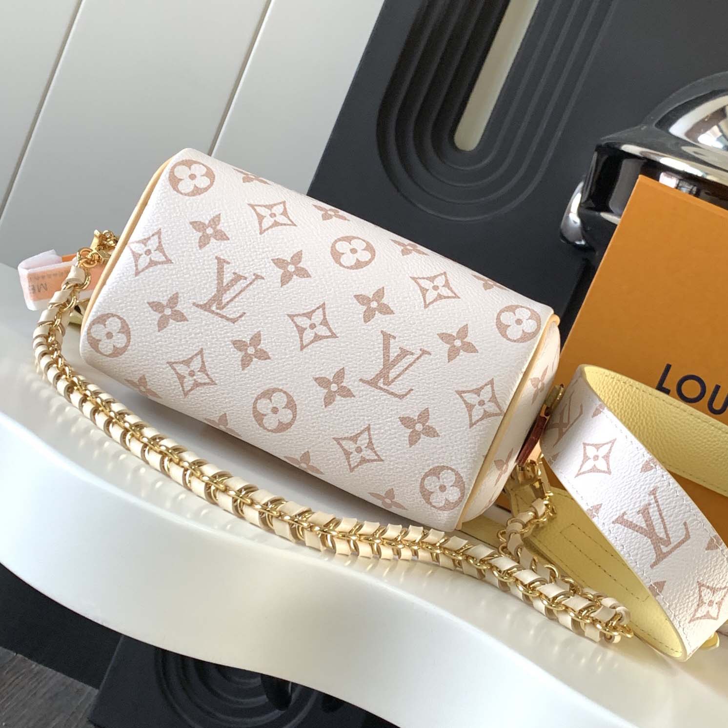 Louis Vuitton Speedy Bandoulière 20    M24474 - DopestKickz