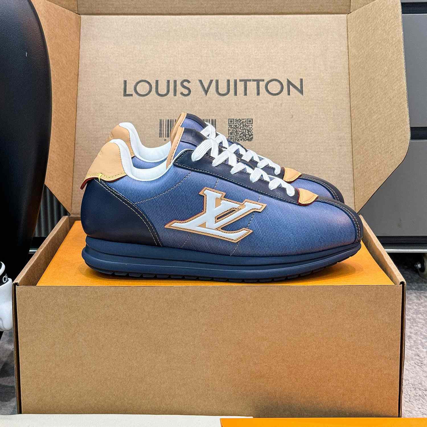 Louis Vuitton LV BUTTERSOFT Sneaker    1AIKI9 - DopestKickz