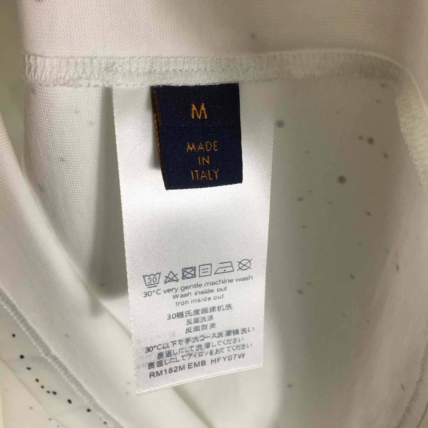 Louis Vuitton T-shirt  - DopestKickz