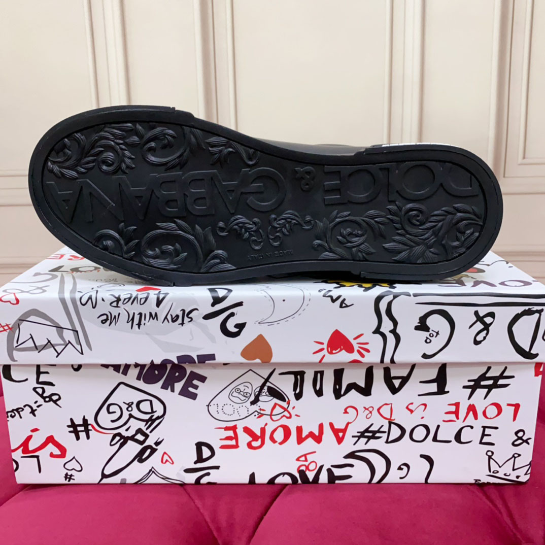 Dolce & Gabbana Sneakers - DopestKickz