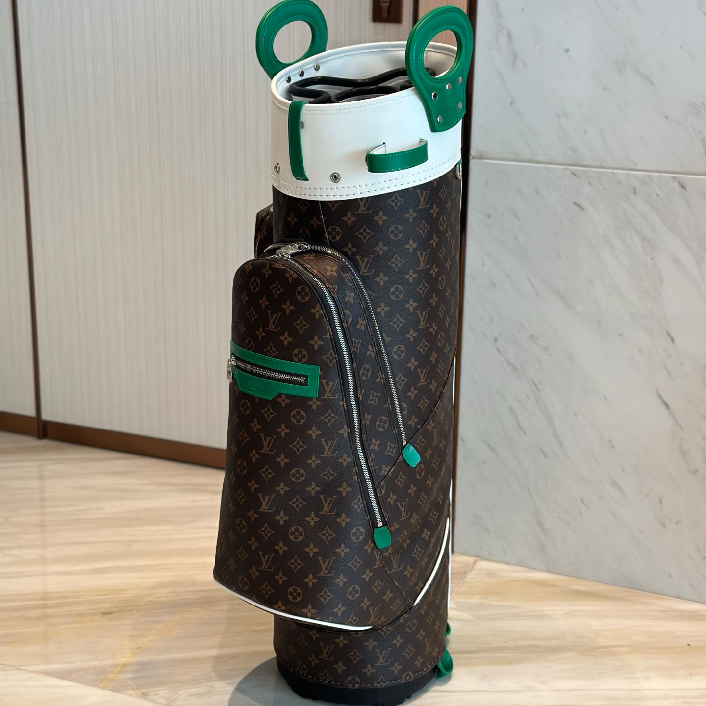 Louis Vuitton Golf Bag - DopestKickz