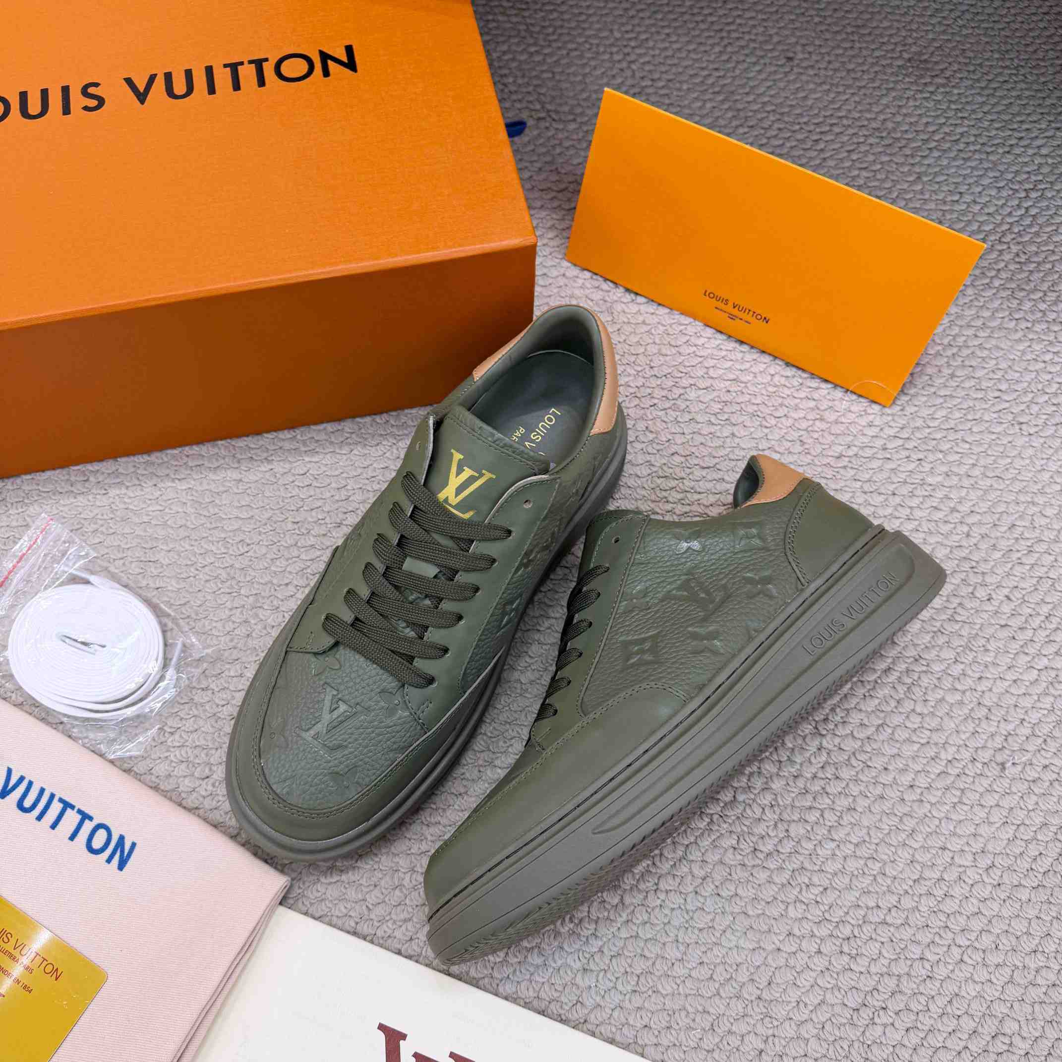 Louis Vuitton Beverly Hills Sneaker 1AJ912 - DopestKickz