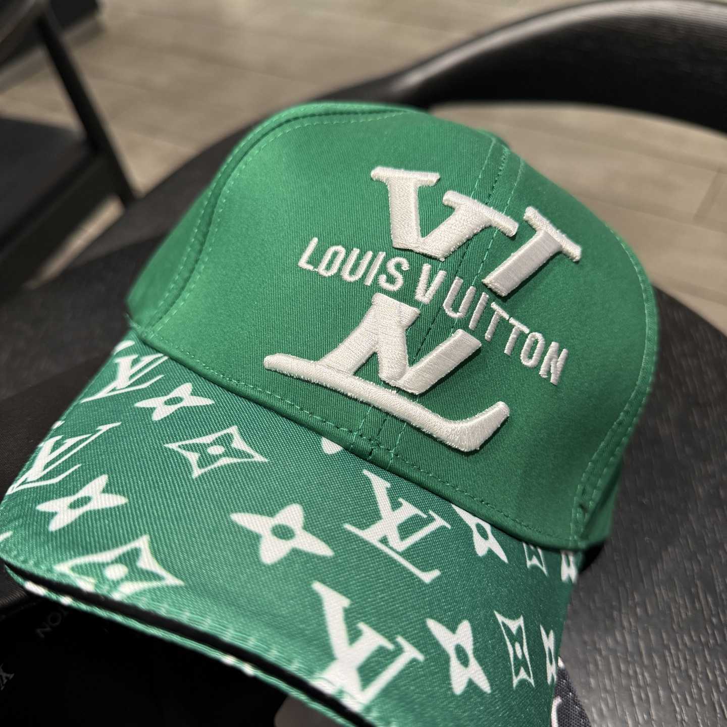 Louis Vuitton Cap - DopestKickz