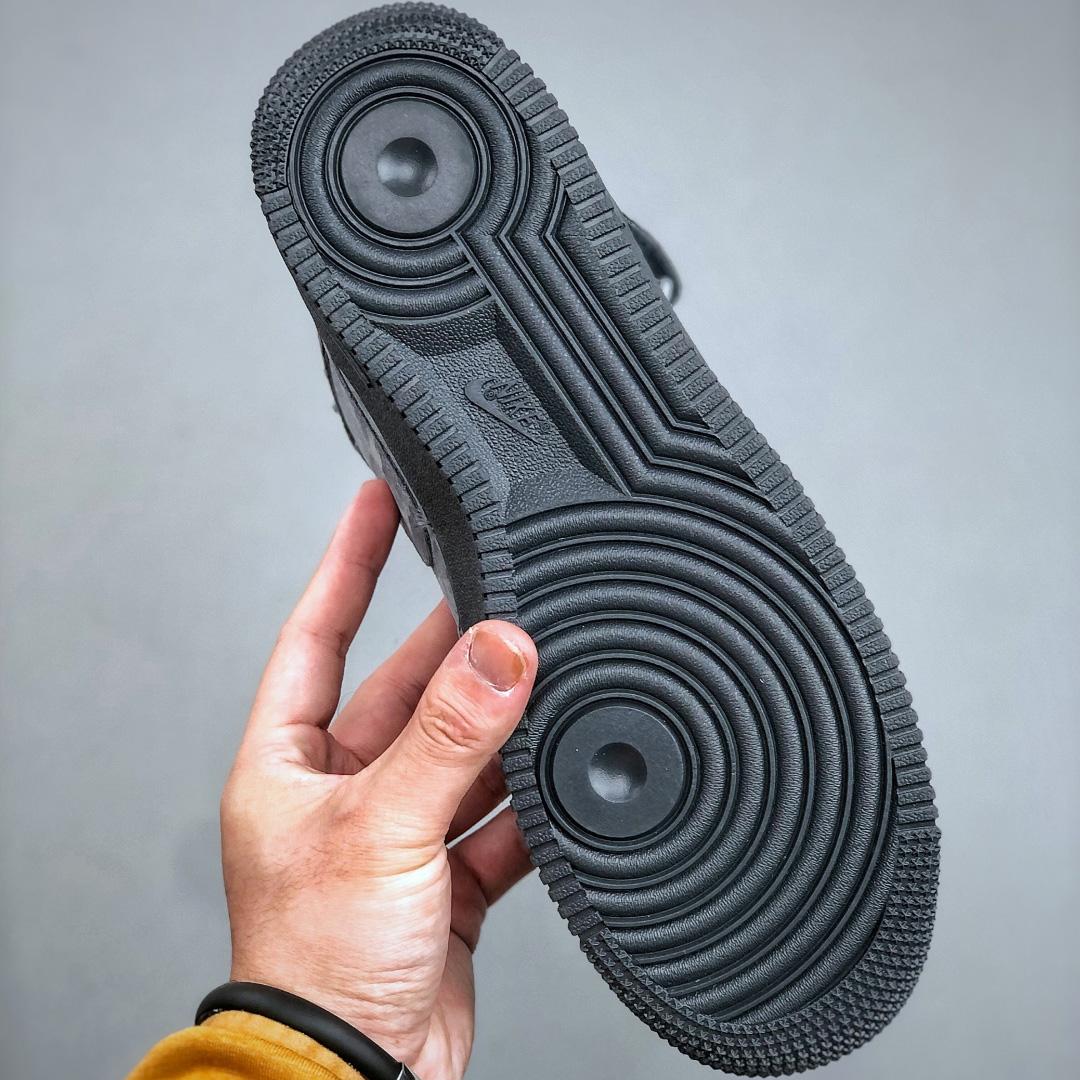  Supreme x Nike Air Force 1  Mid 07      dv0788-002 - DopestKickz