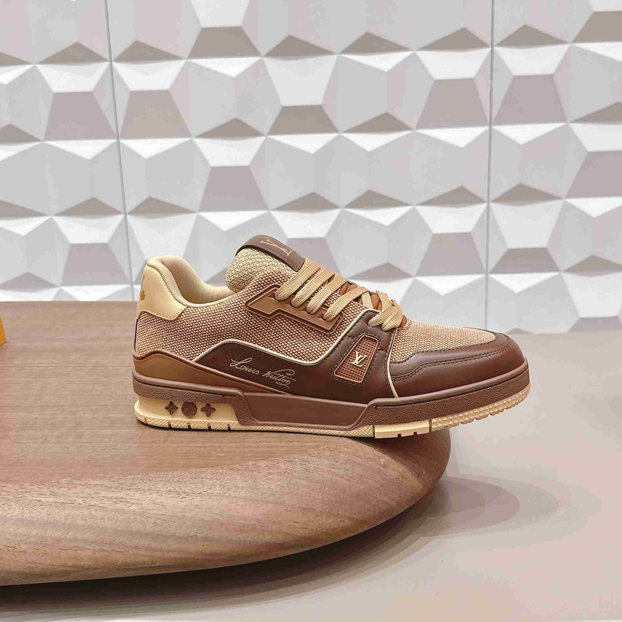 Louis Vuitton Trainer Sneaker 1AJ479 - DopestKickz