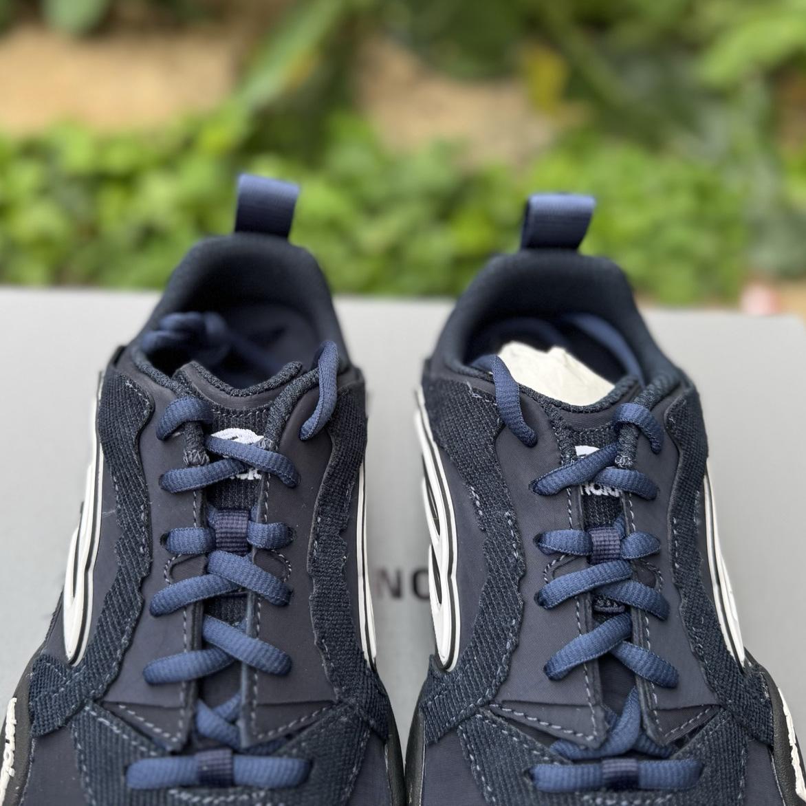 Balenciaga Monday Ultra Sneaker  - DopestKickz