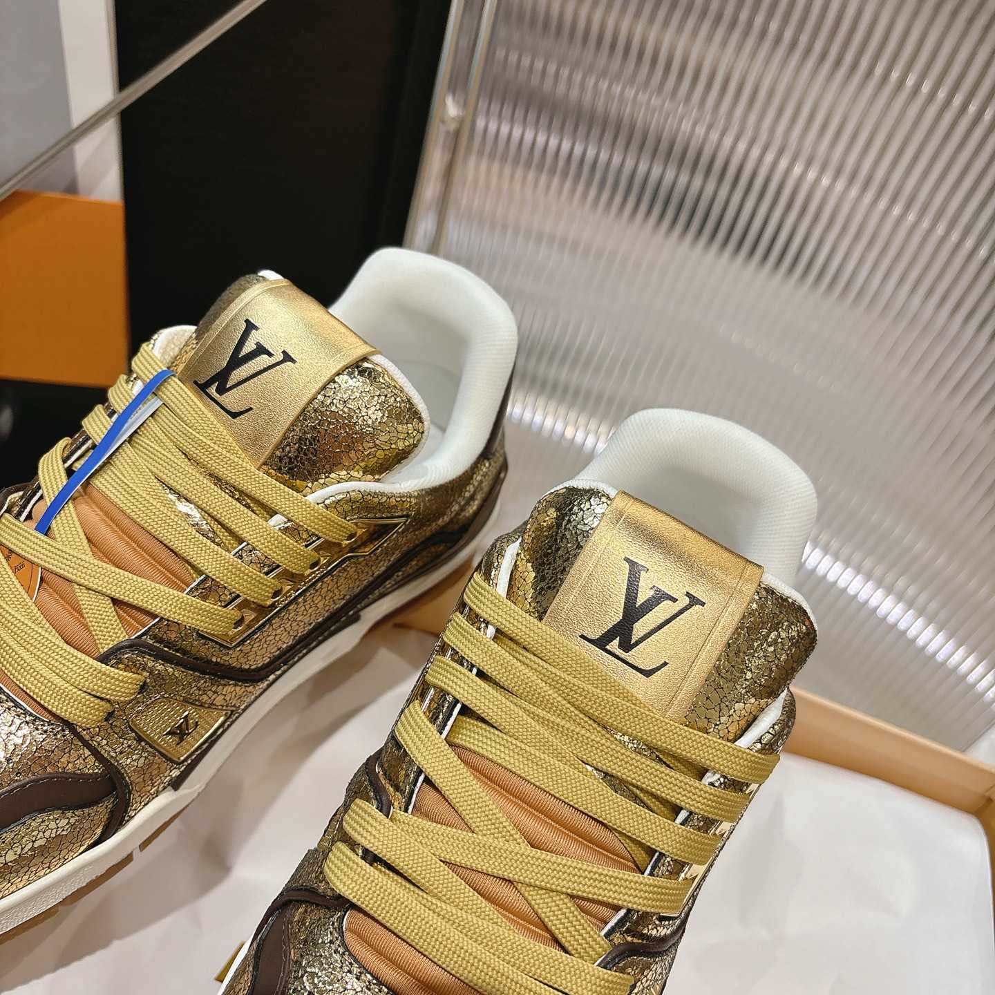 Louis Vuitton LV Trainer Sneaker    1AJA14 - DopestKickz