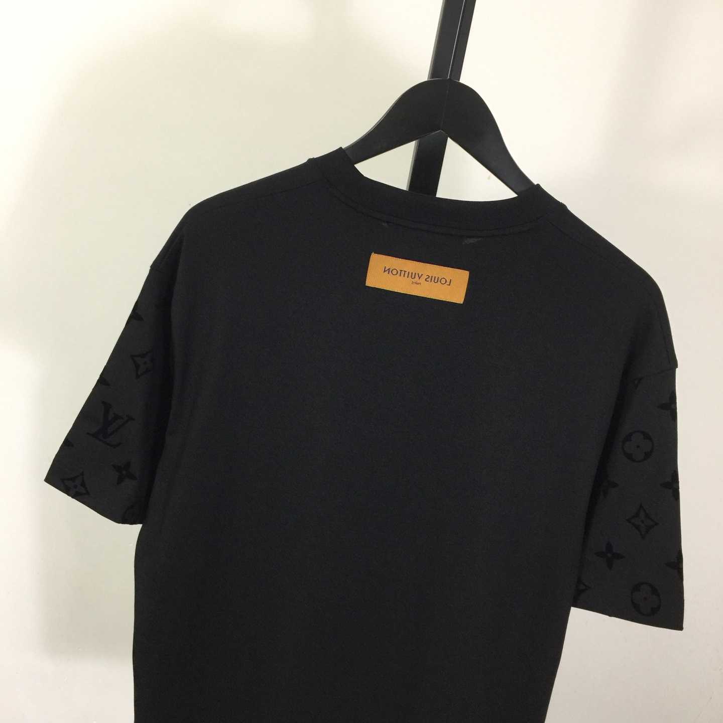 Louis Vuitton LV T-Shirt  - DopestKickz