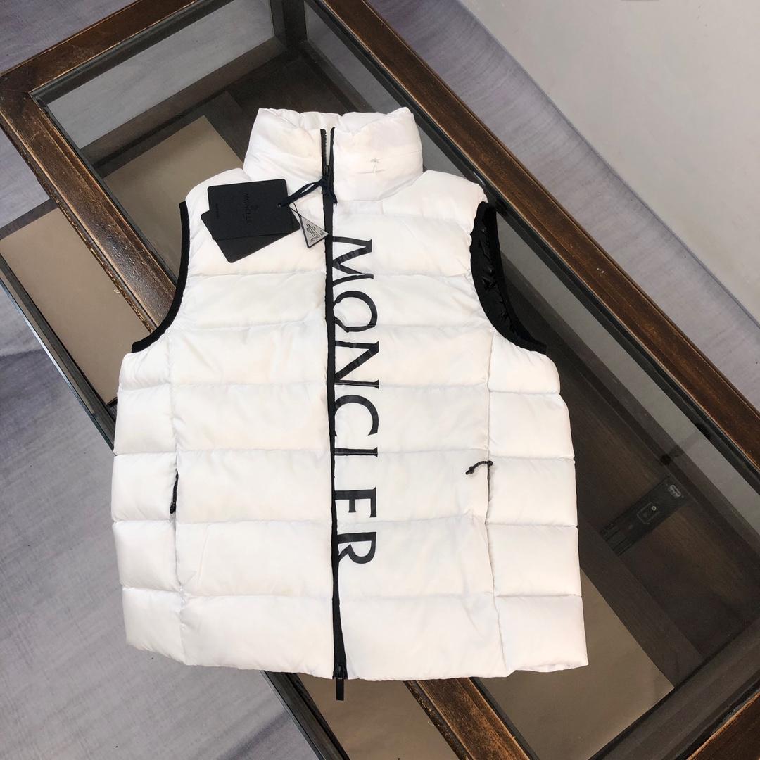 Moncler Cenis Down Gilet - DopestKickz