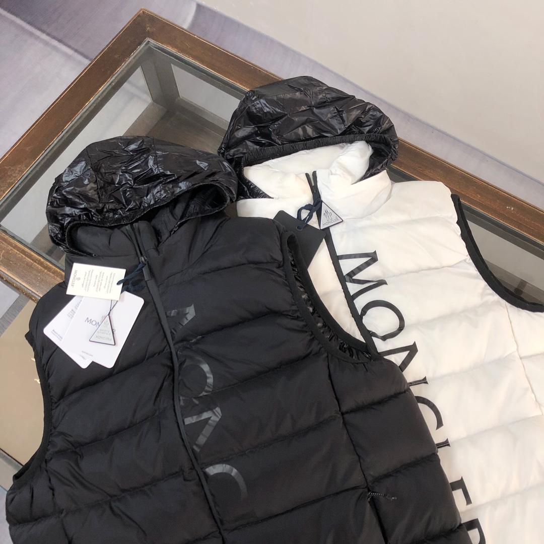 Moncler Cenis Down Gilet - DopestKickz