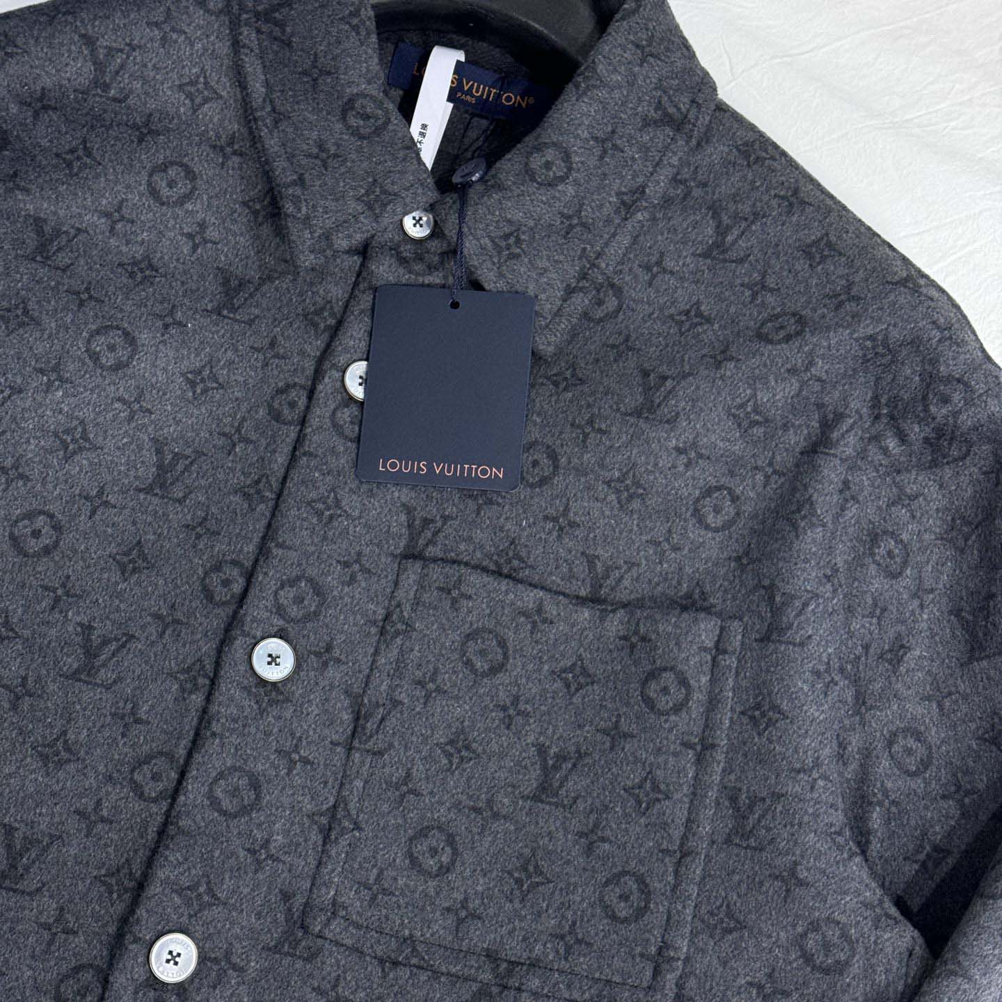 Louis Vuitton Monogram Double Face Overshirt    1AIWGO - DopestKickz